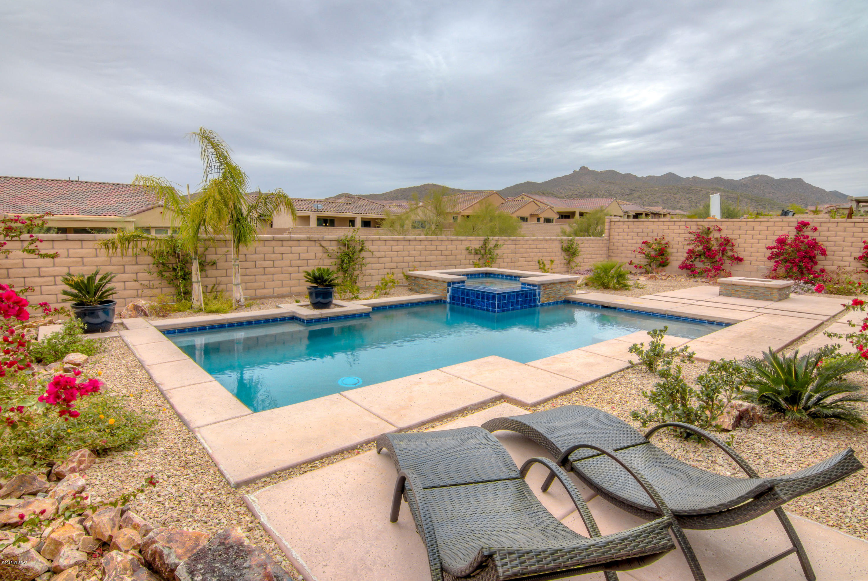 Los Saguaros At Dove Mountain SQ20121640199 - Residential