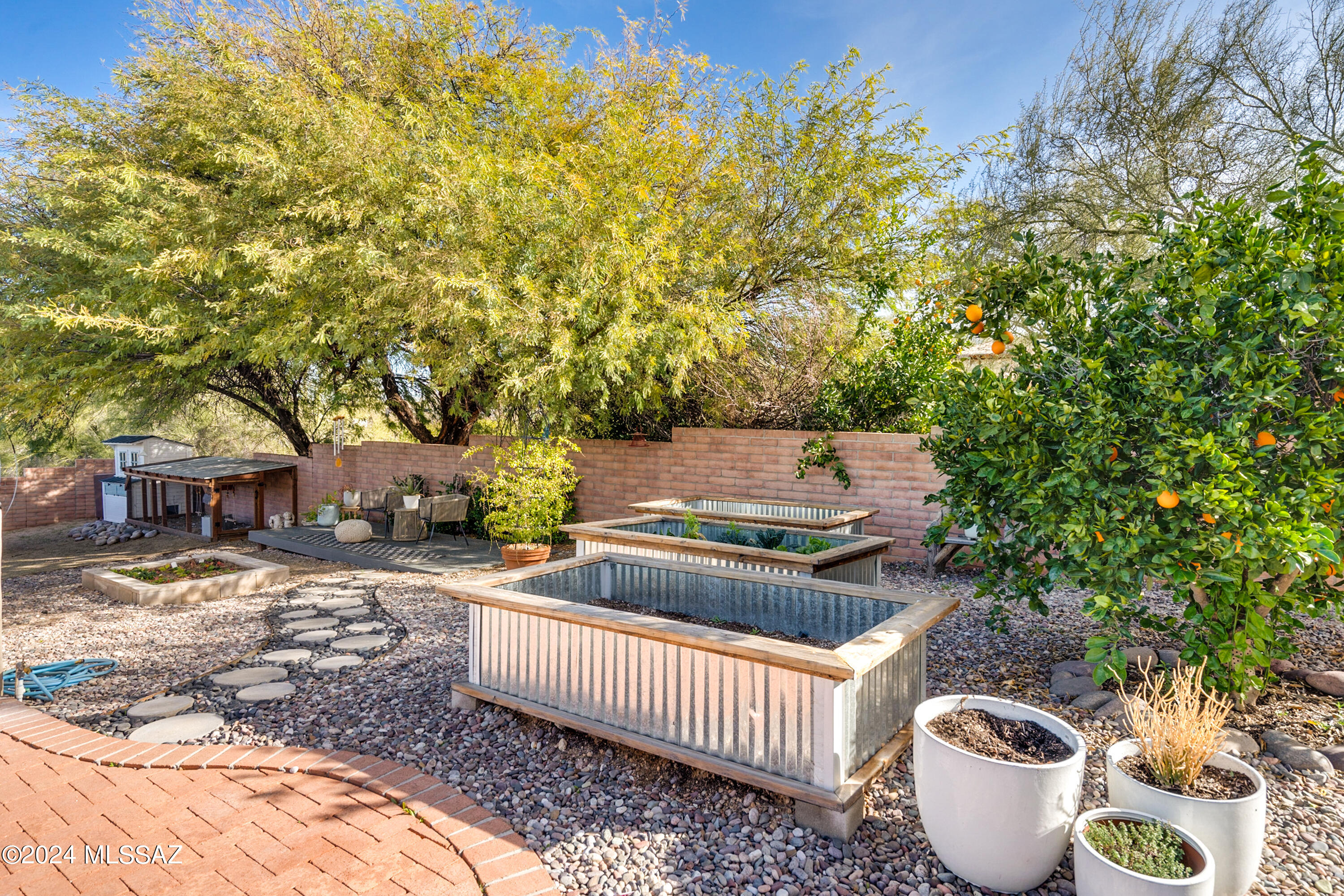 Tucson National Est - Residential