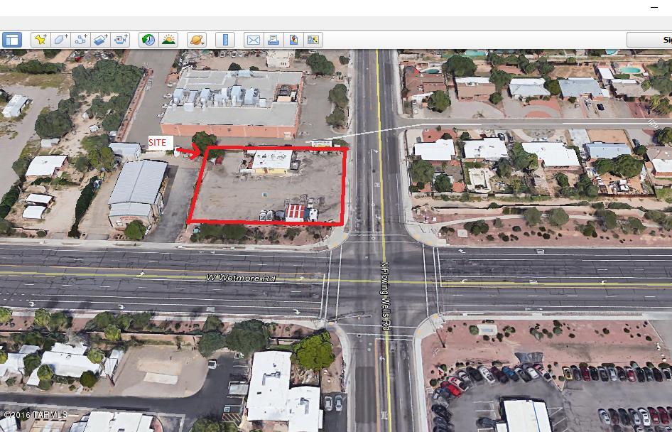 High traffic major thoroughfare intersection with frontage in both directions.  Building sold AS-IS, personal property and #6 Liquor License available separately.  Food truck operating in parking lot is not operating under a lease.
