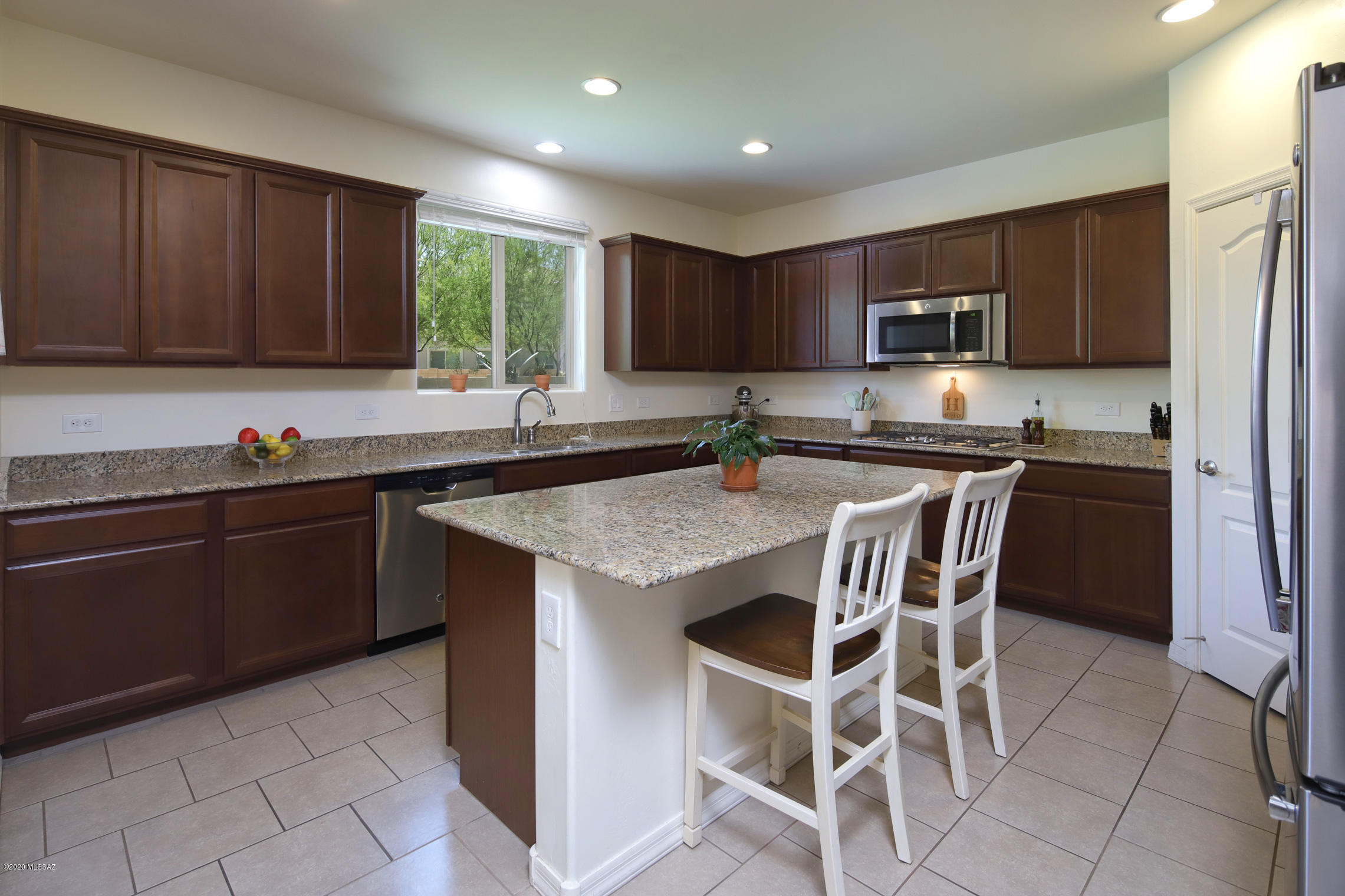 Interstate 10 and Kolb Road - Residential