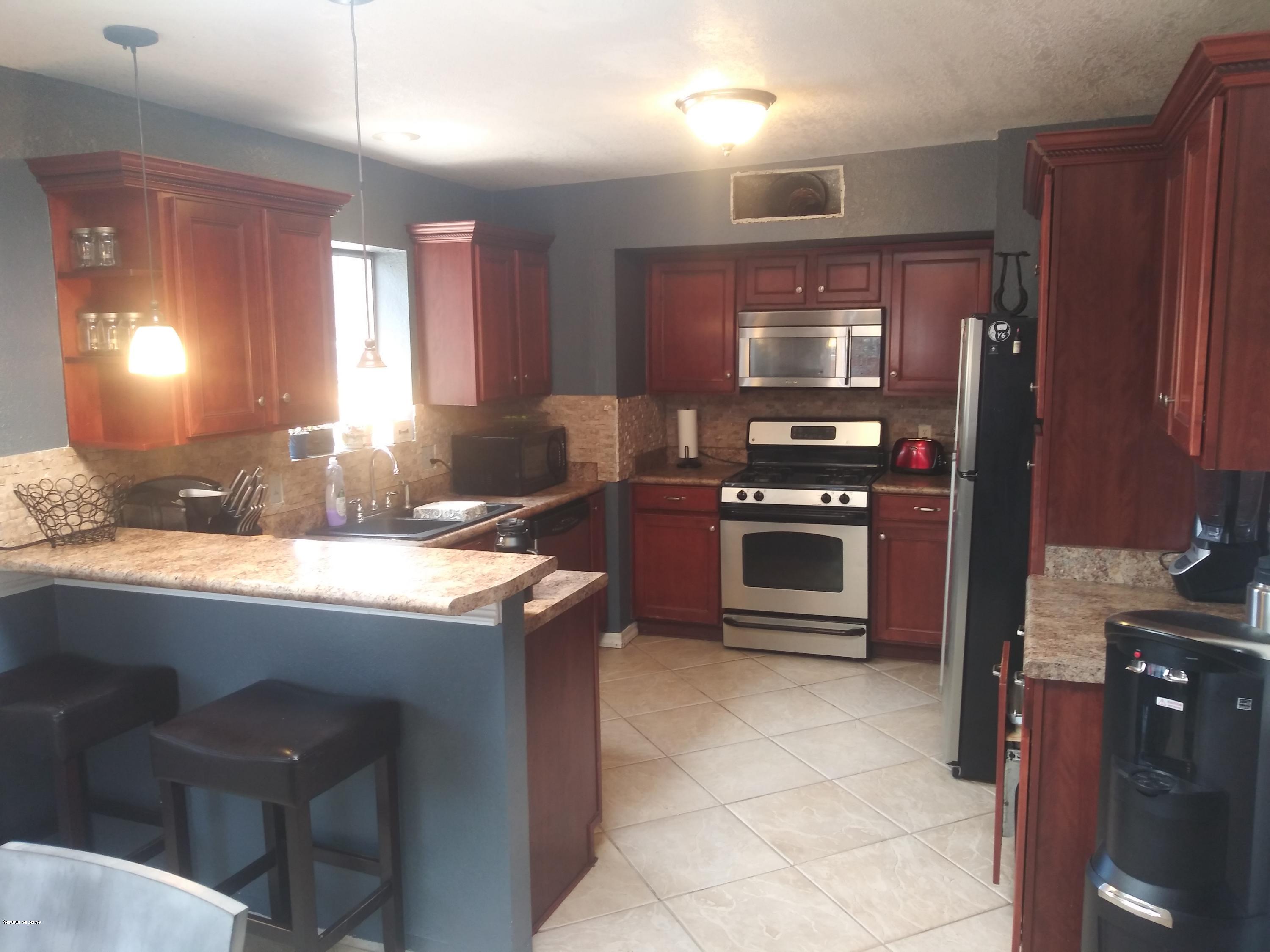 Rio Rico Villas 13 - Residential