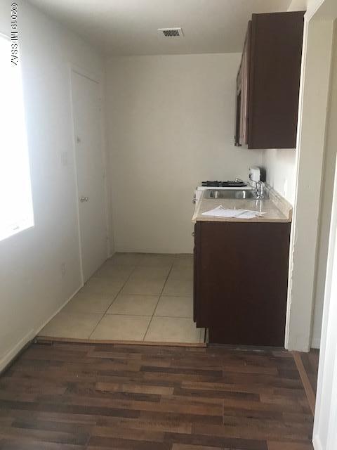 Unsubdivided - Residential Lease