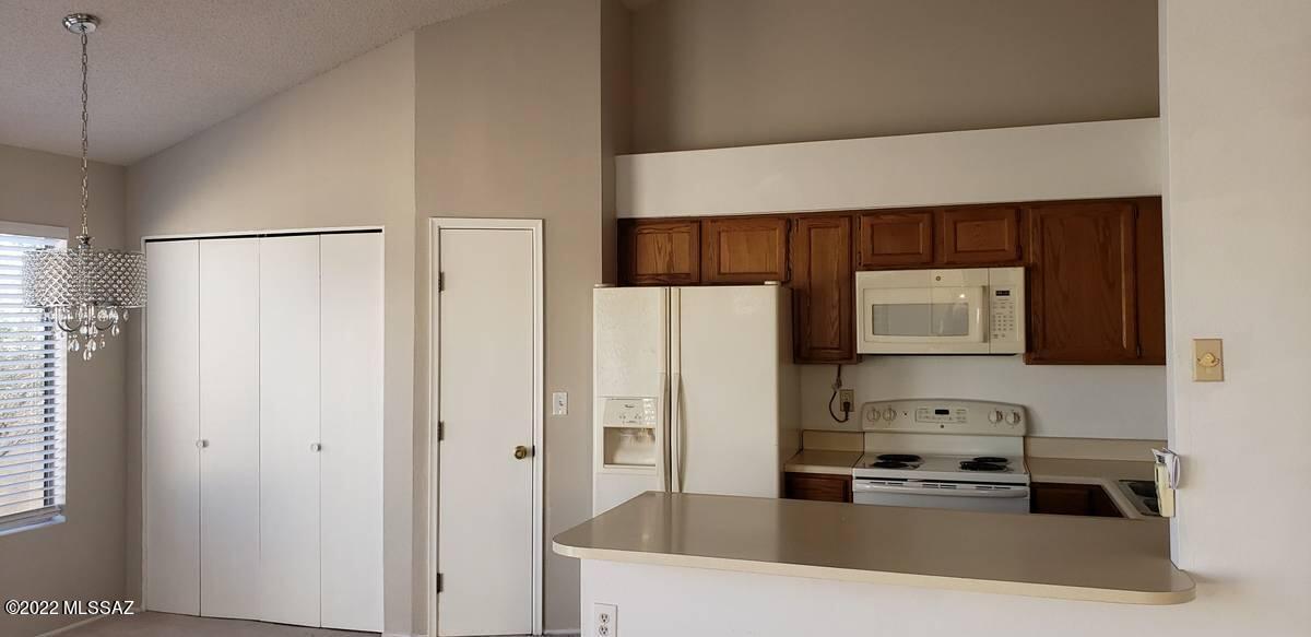 Miramonte Townhomes (1-67) - Residential