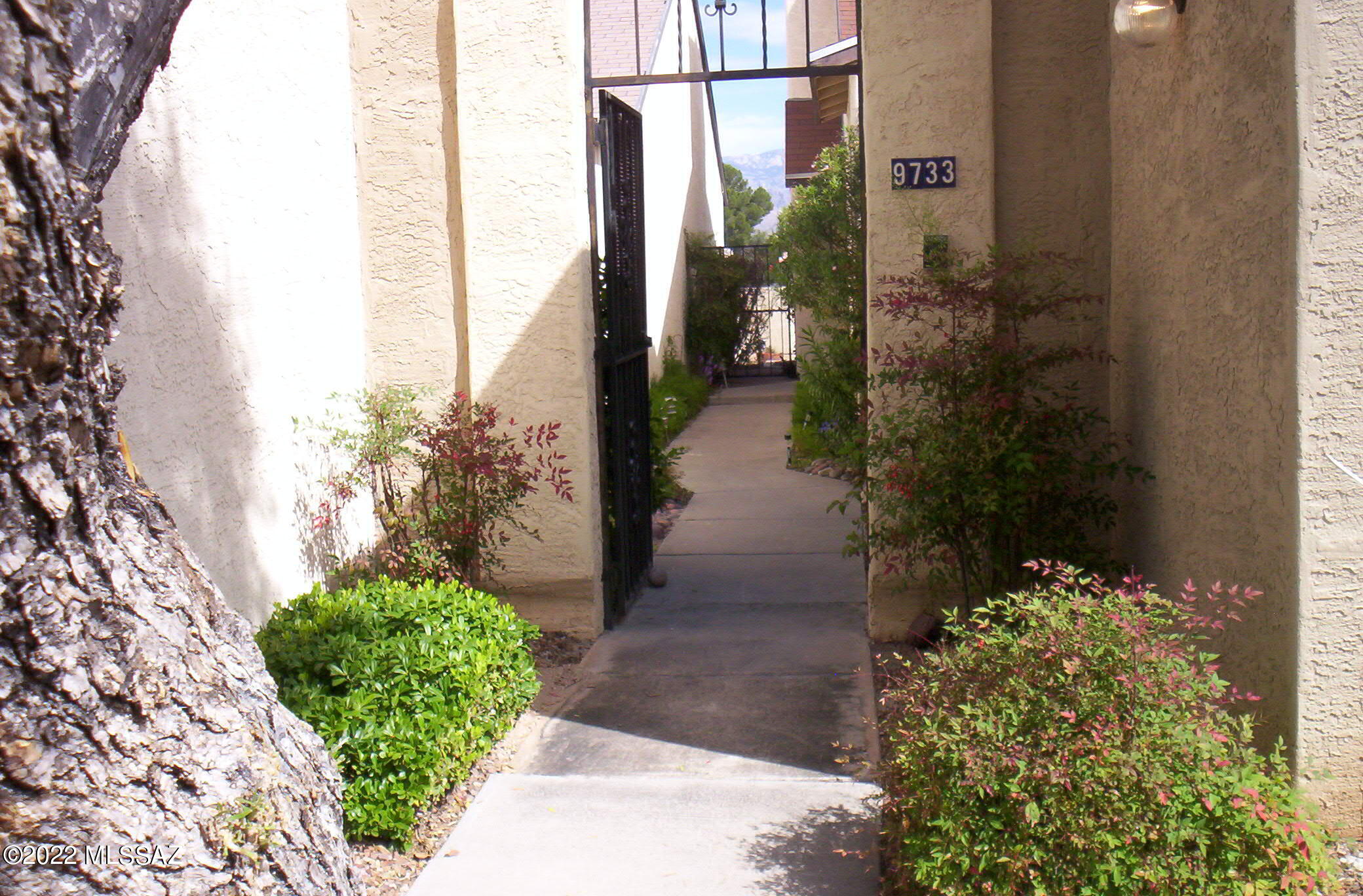 Miramonte Townhomes (1-67) - Residential