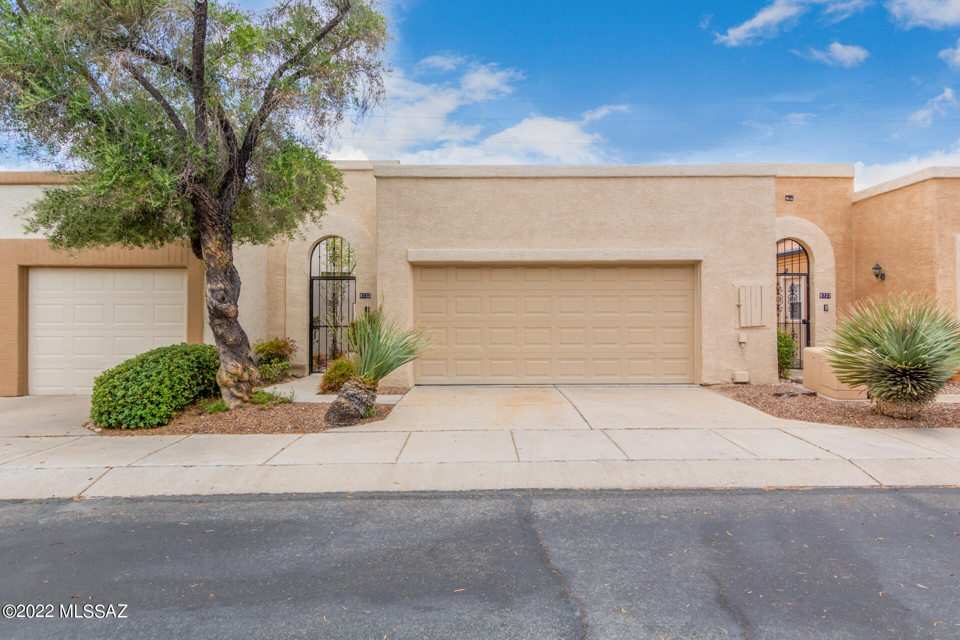 Miramonte Townhomes (1-67) - Residential