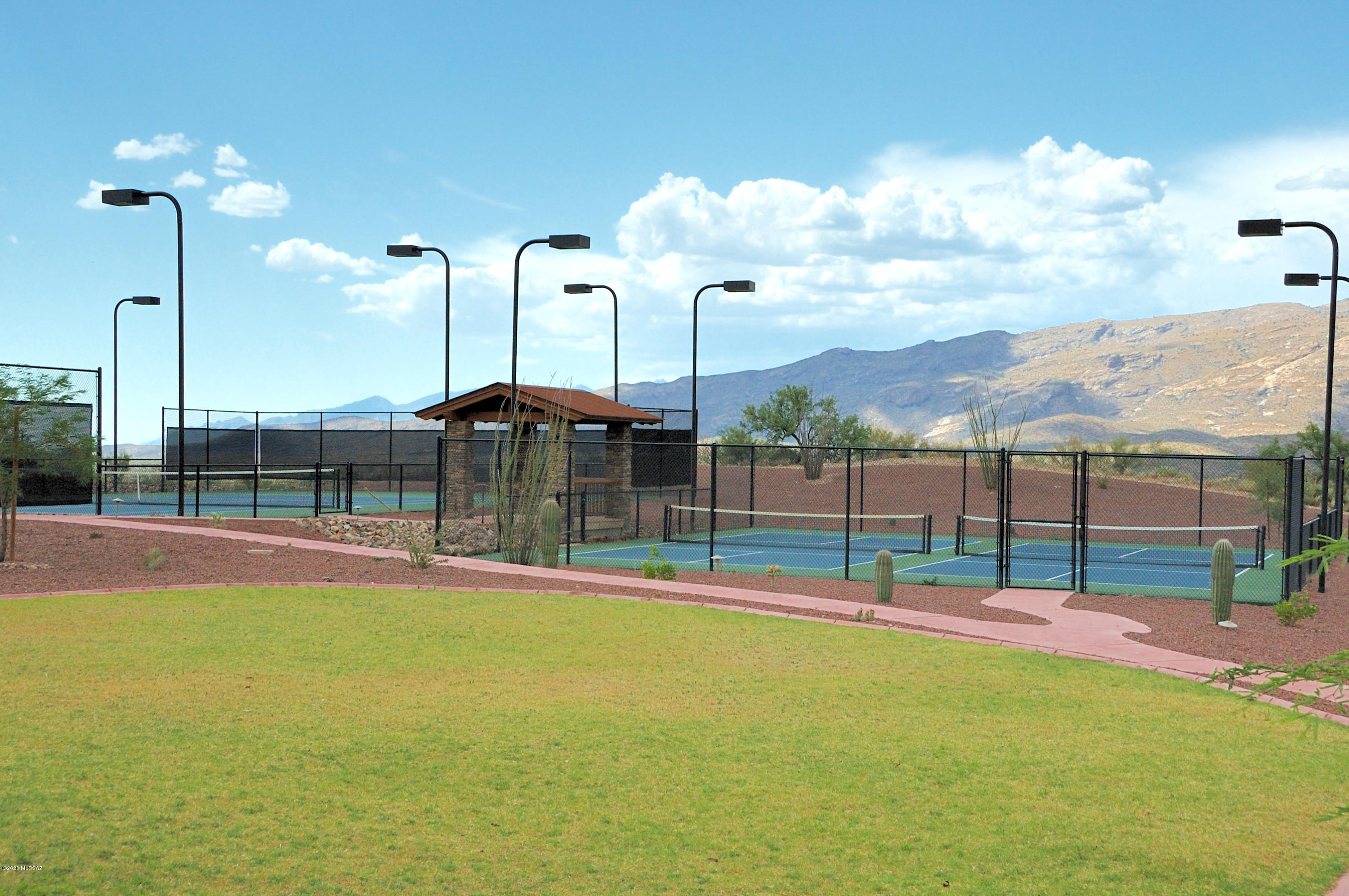 Coyote Creek (1-395) - Land