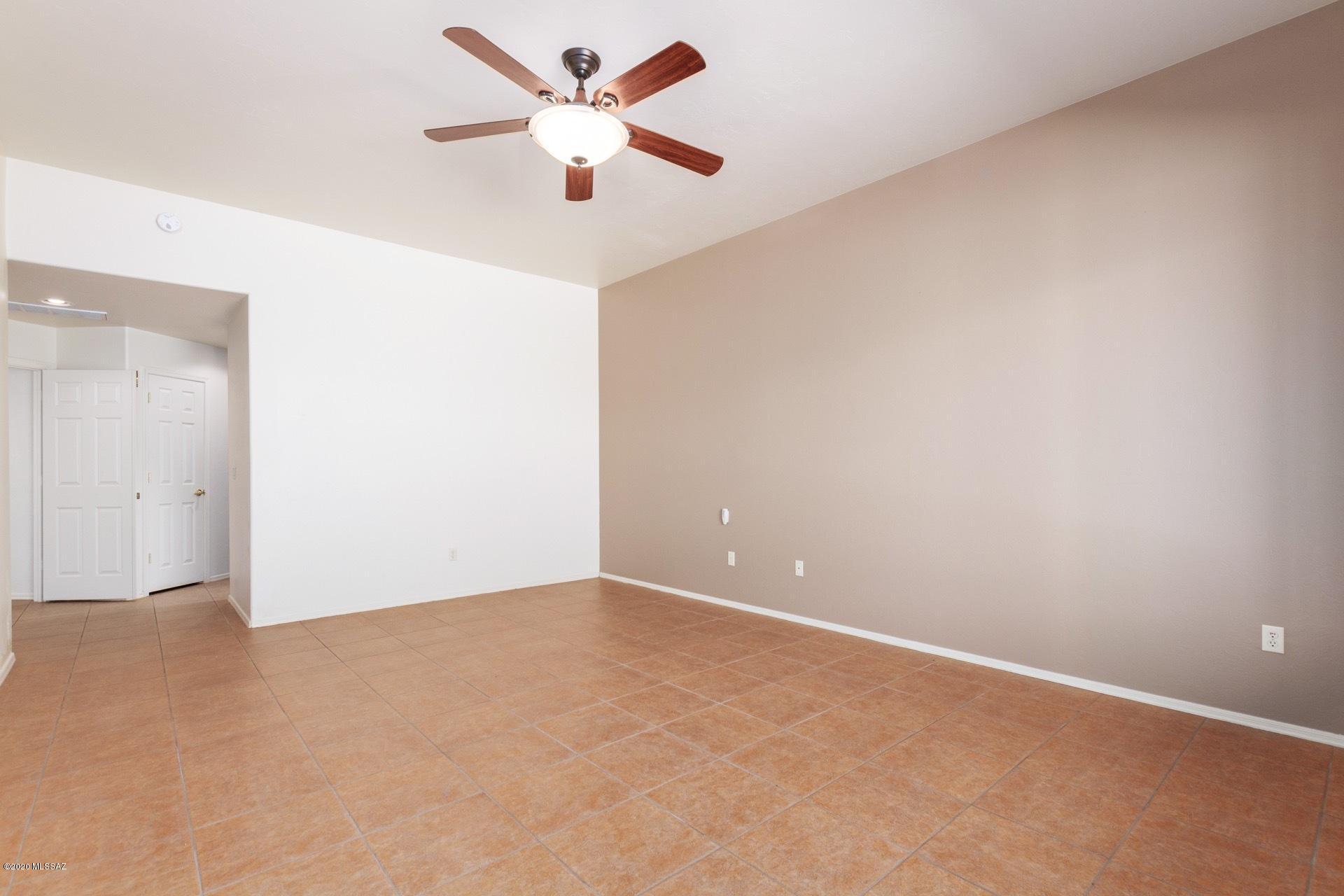Palomino Trail (1-26) - Residential