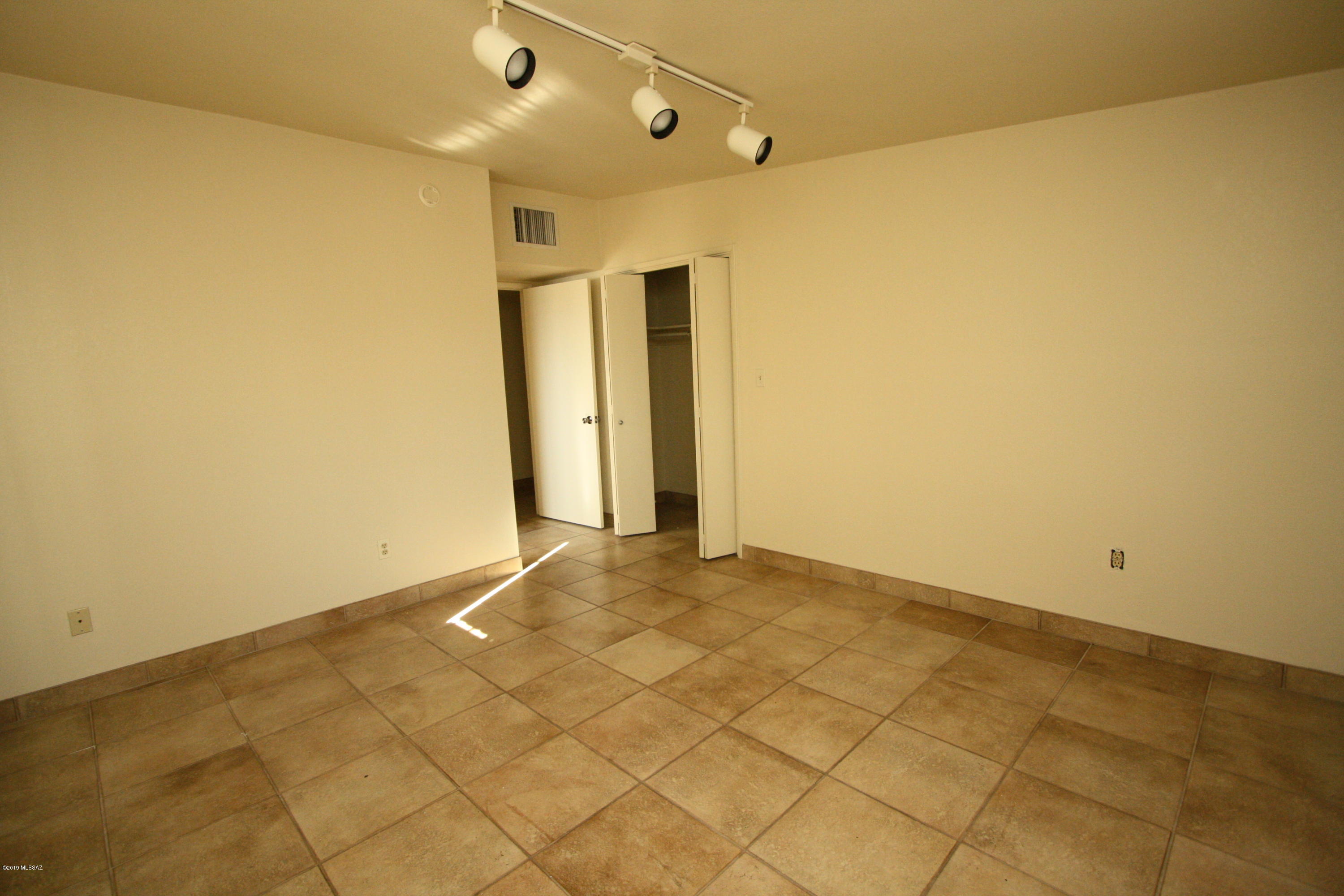 Altadena Heights - Residential Lease