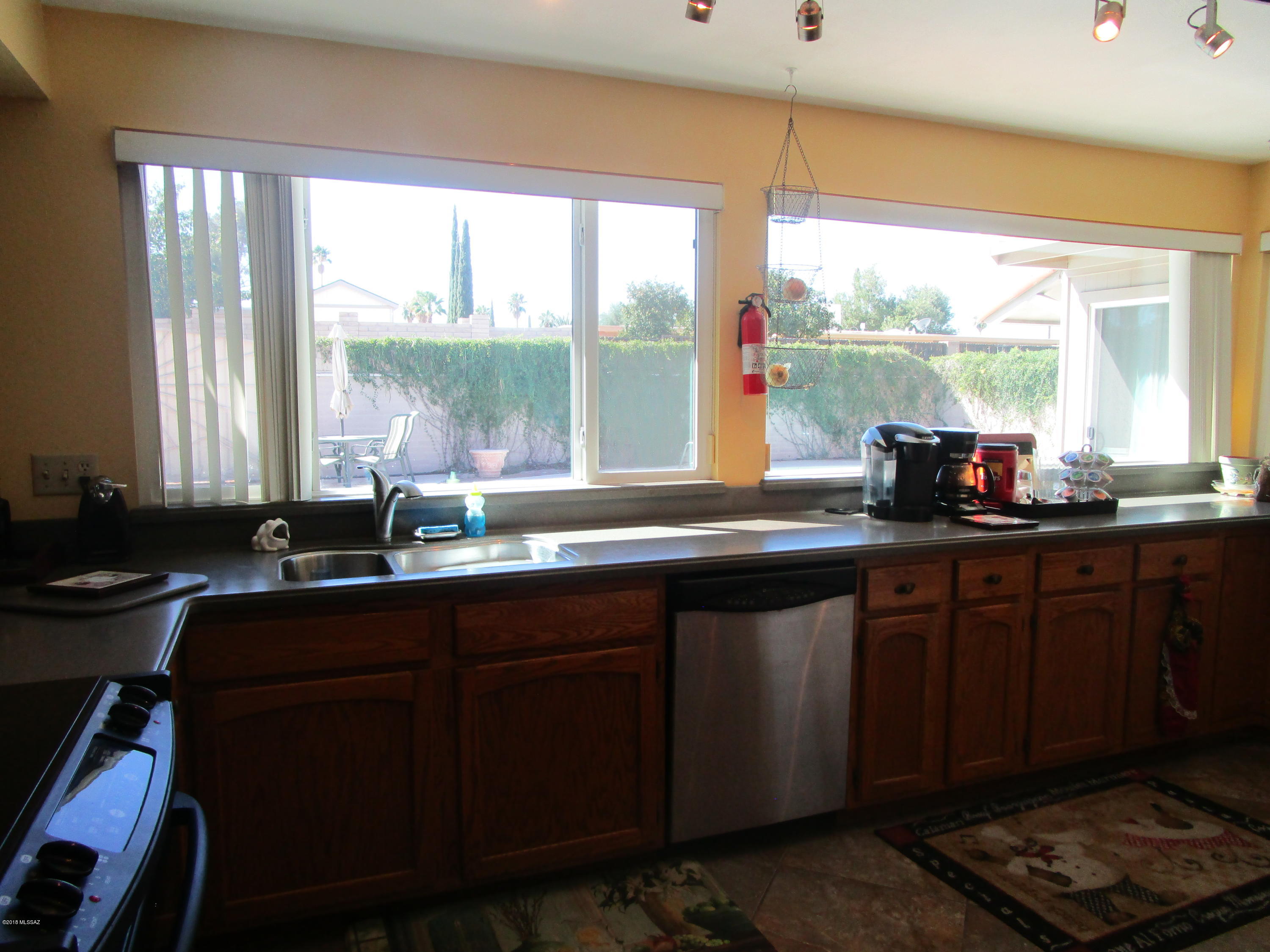 Broadway East (1-112) - Residential