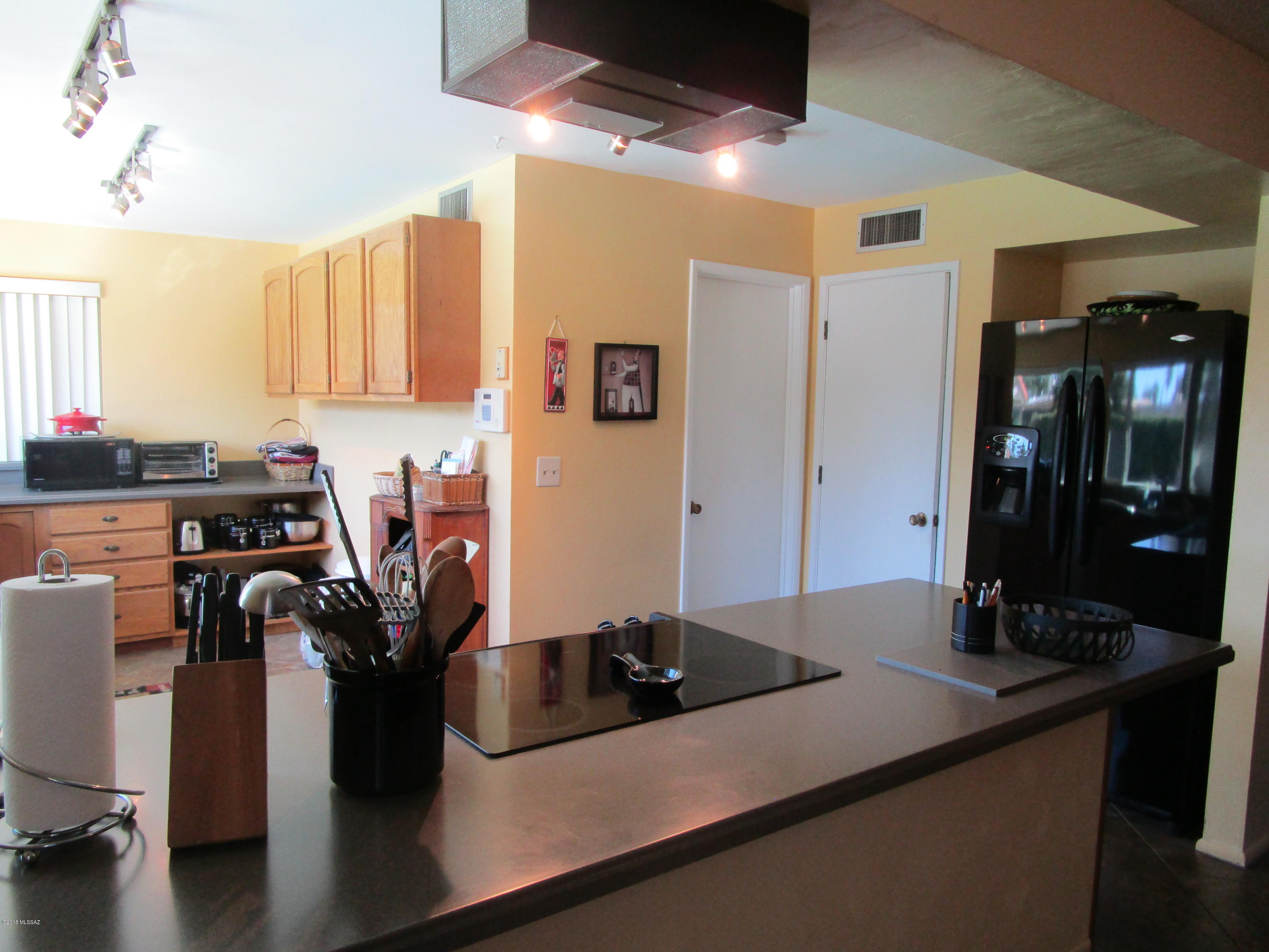 Broadway East (1-112) - Residential