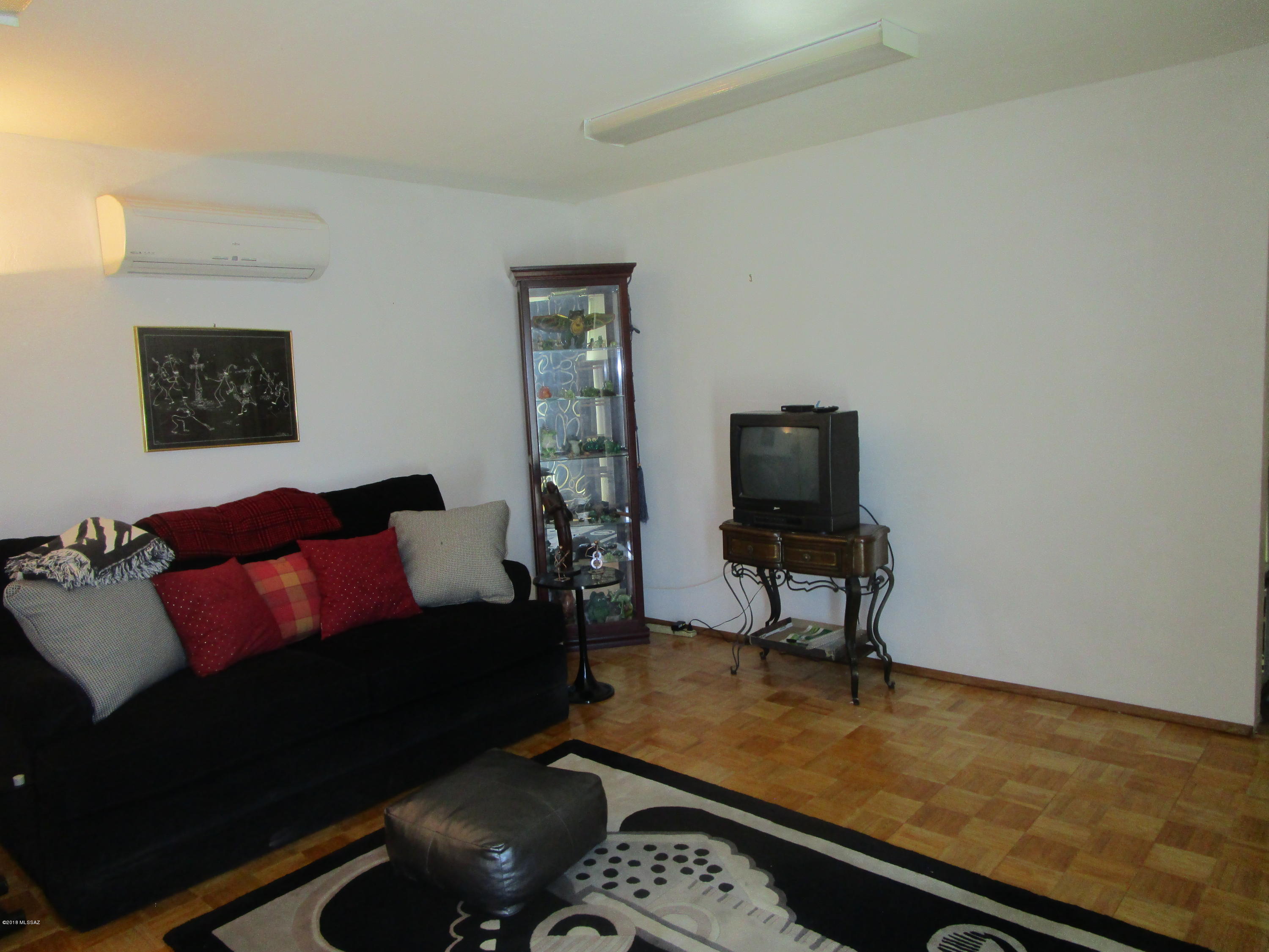 Broadway East (1-112) - Residential