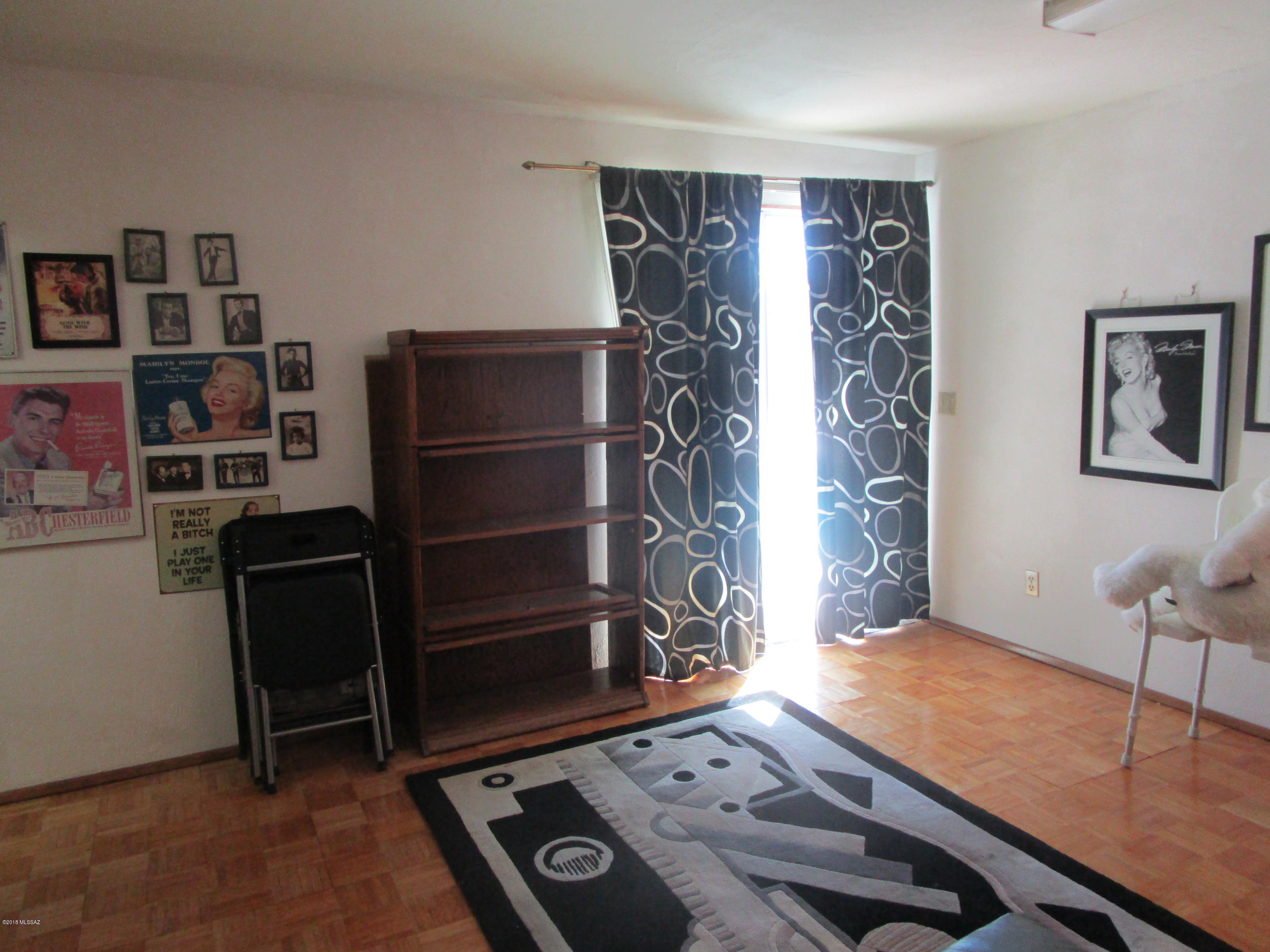 Broadway East (1-112) - Residential