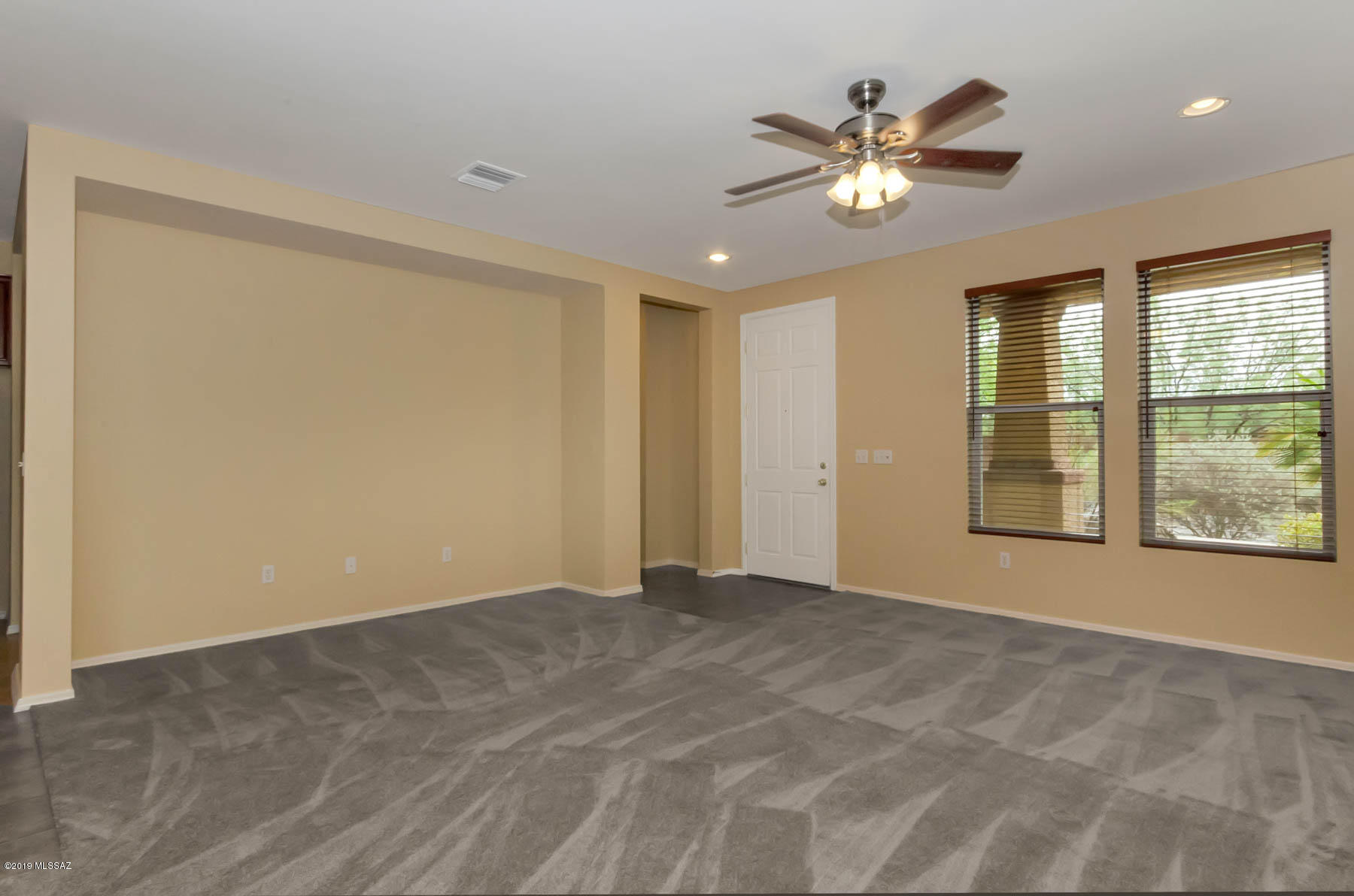 Catalina Vistas - Residential