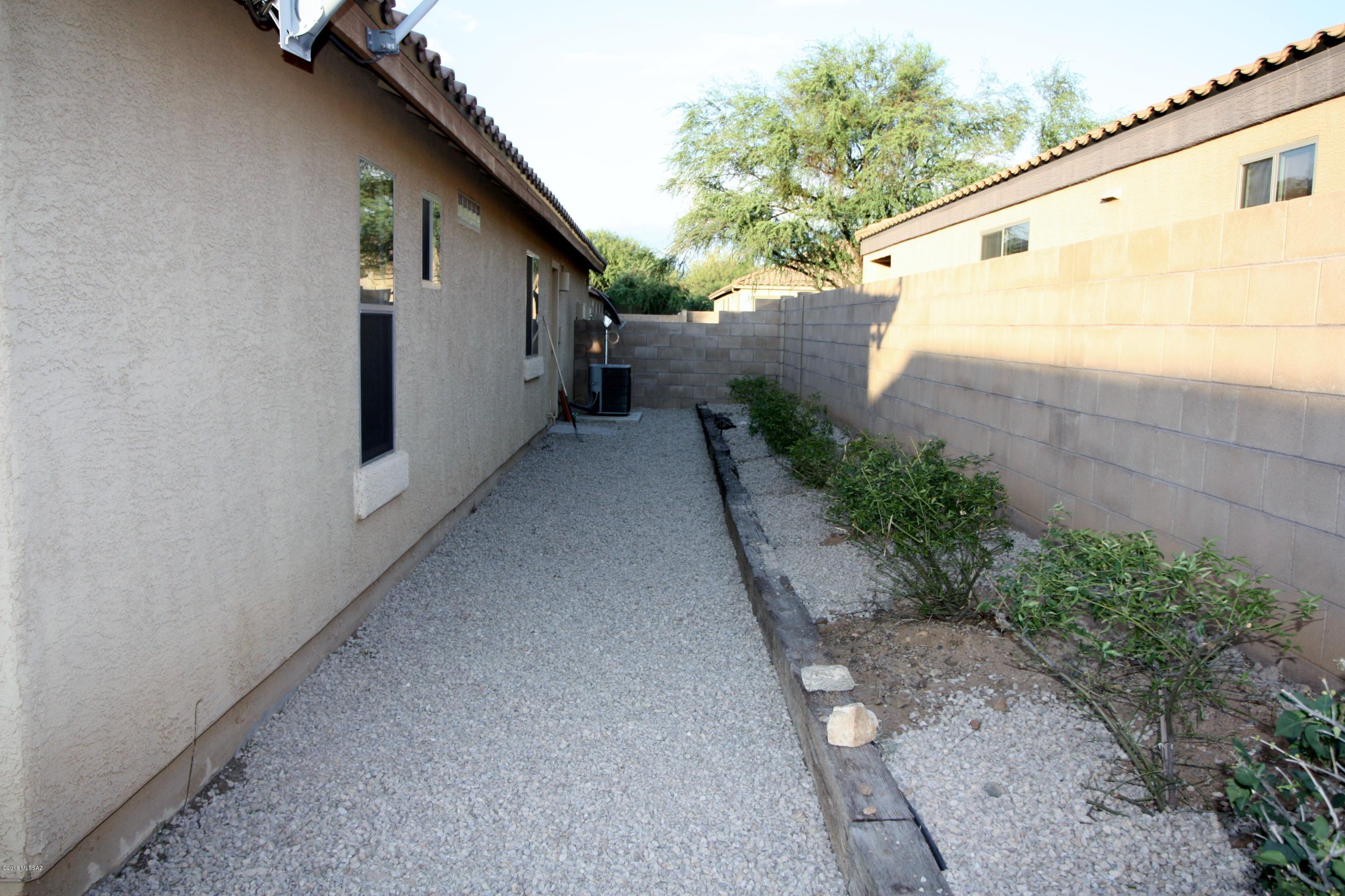 Oasis Santa Rita (1-298) - Residential
