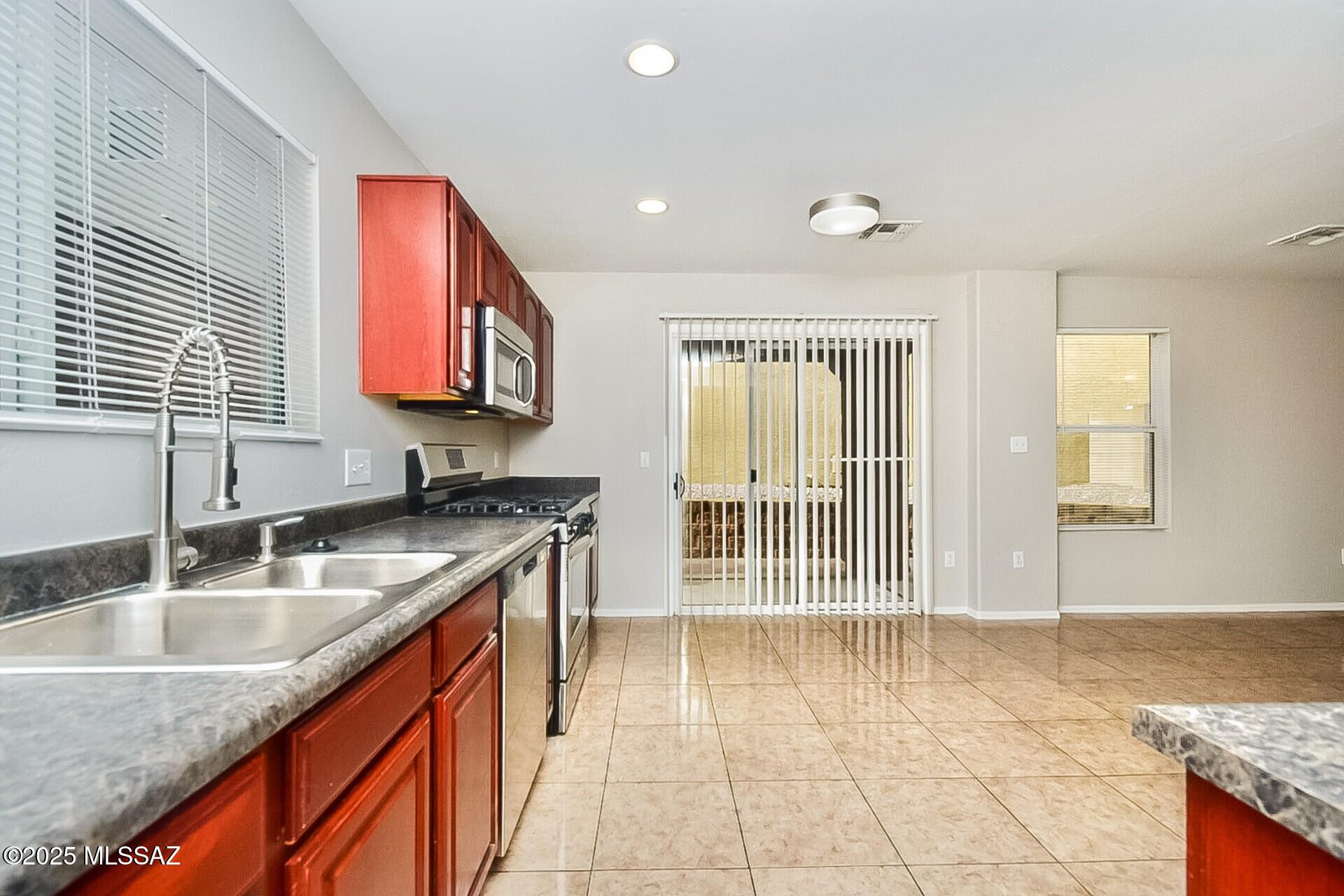 Liberty Village (1-94) - Residential Lease