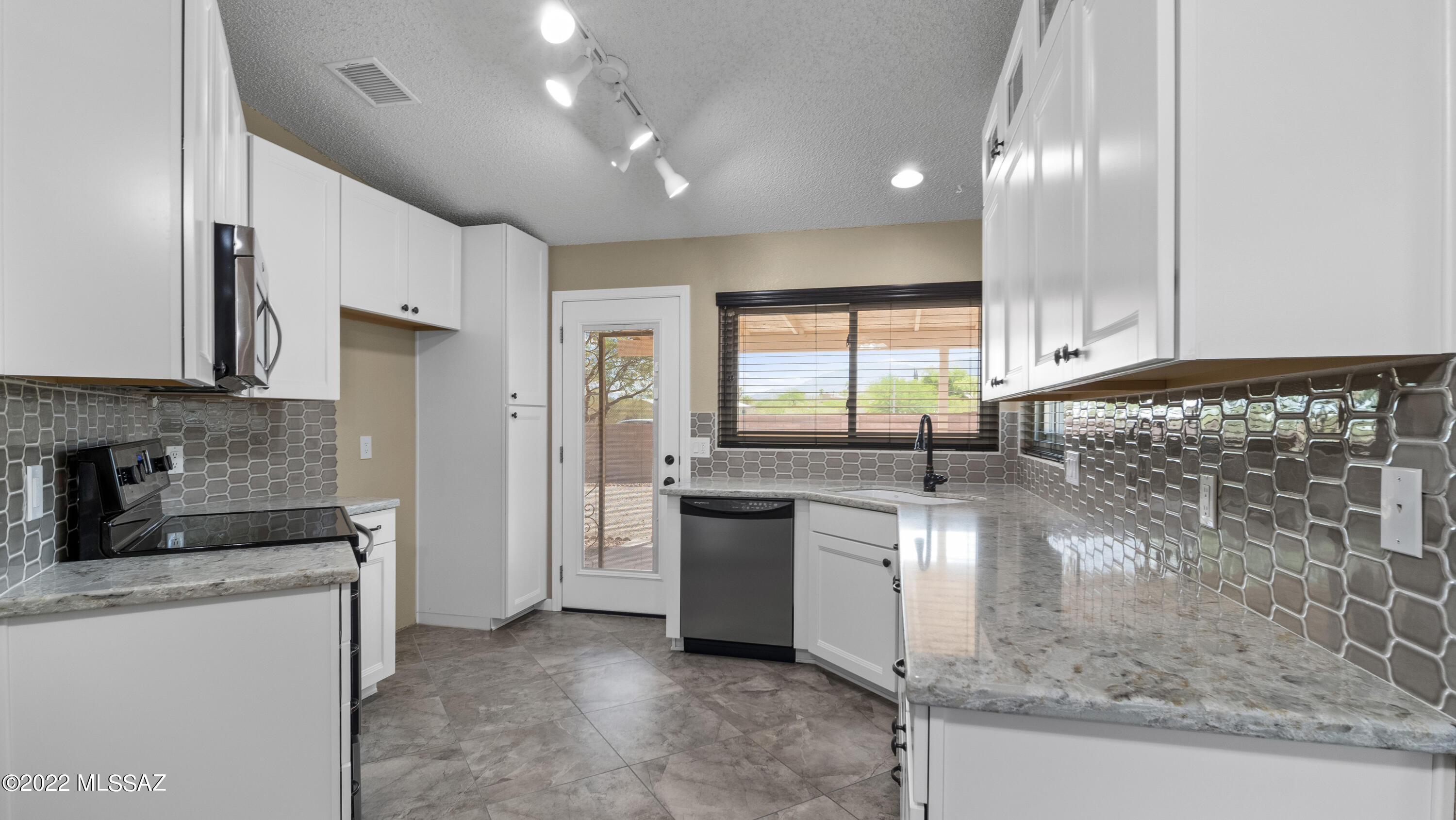 Macalester Park (1-142) - Residential