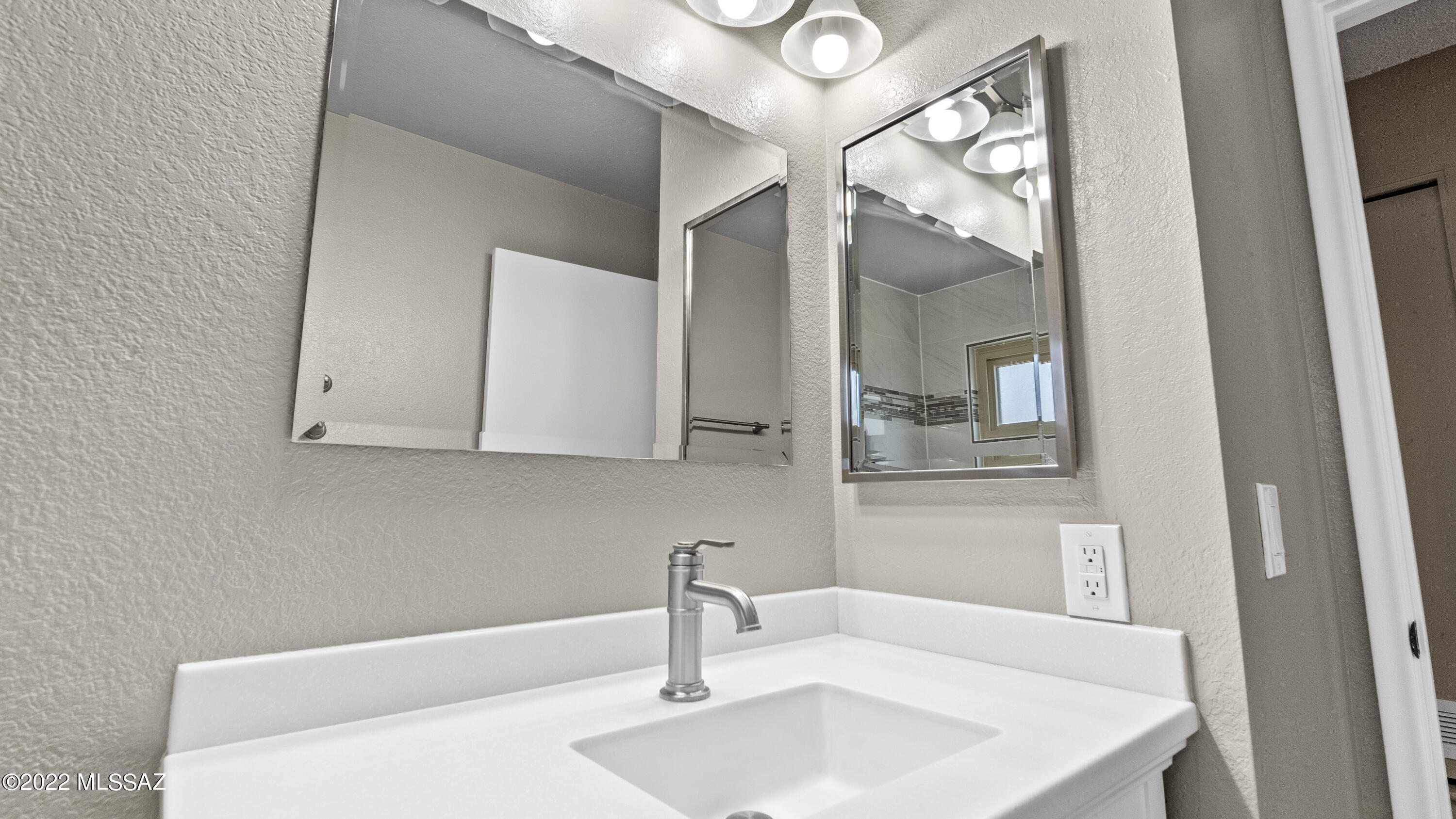 Macalester Park (1-142) - Residential