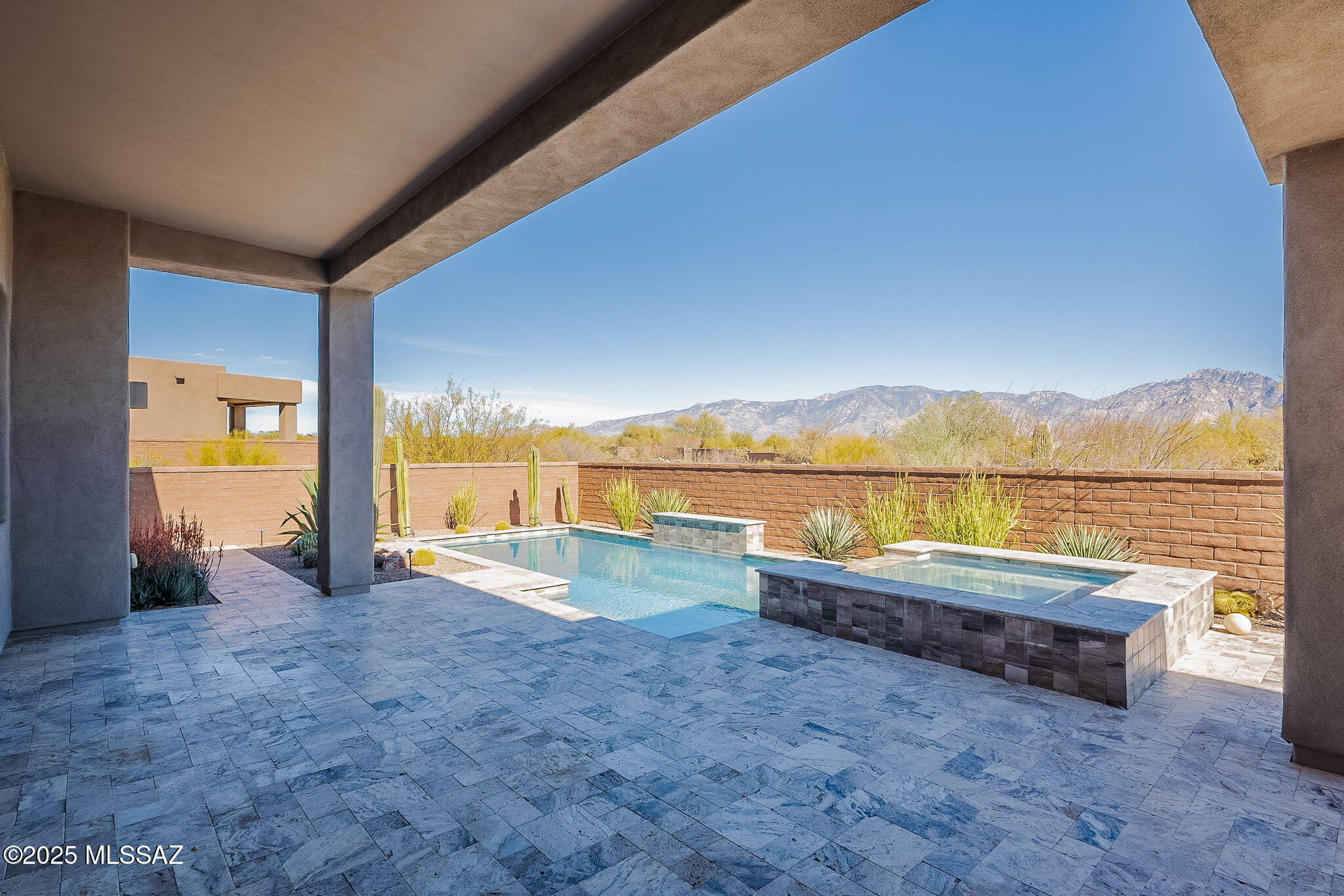 La Canada Ridge Subdivision - Residential