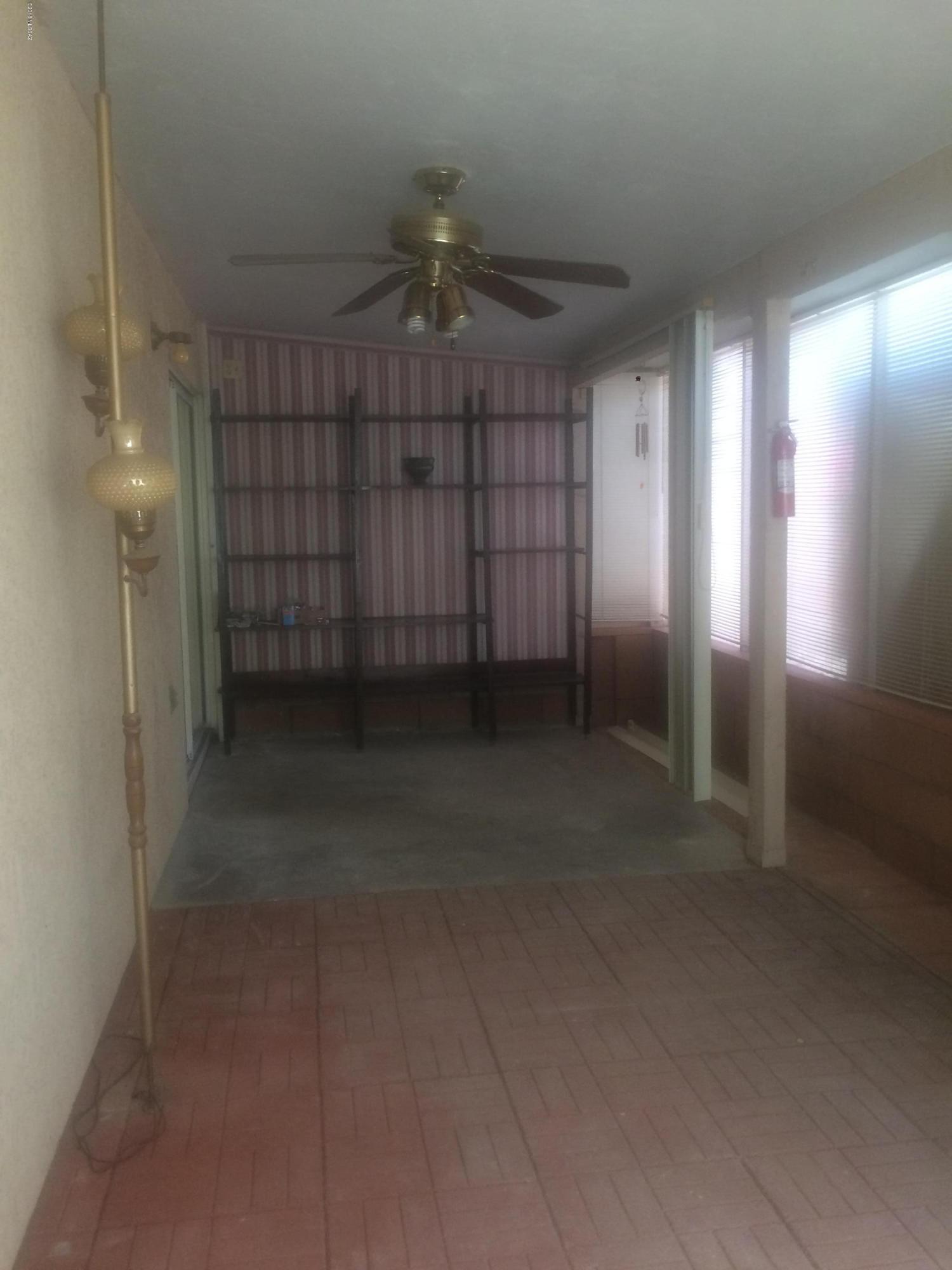 Country Highlands (1-180) - Residential Lease