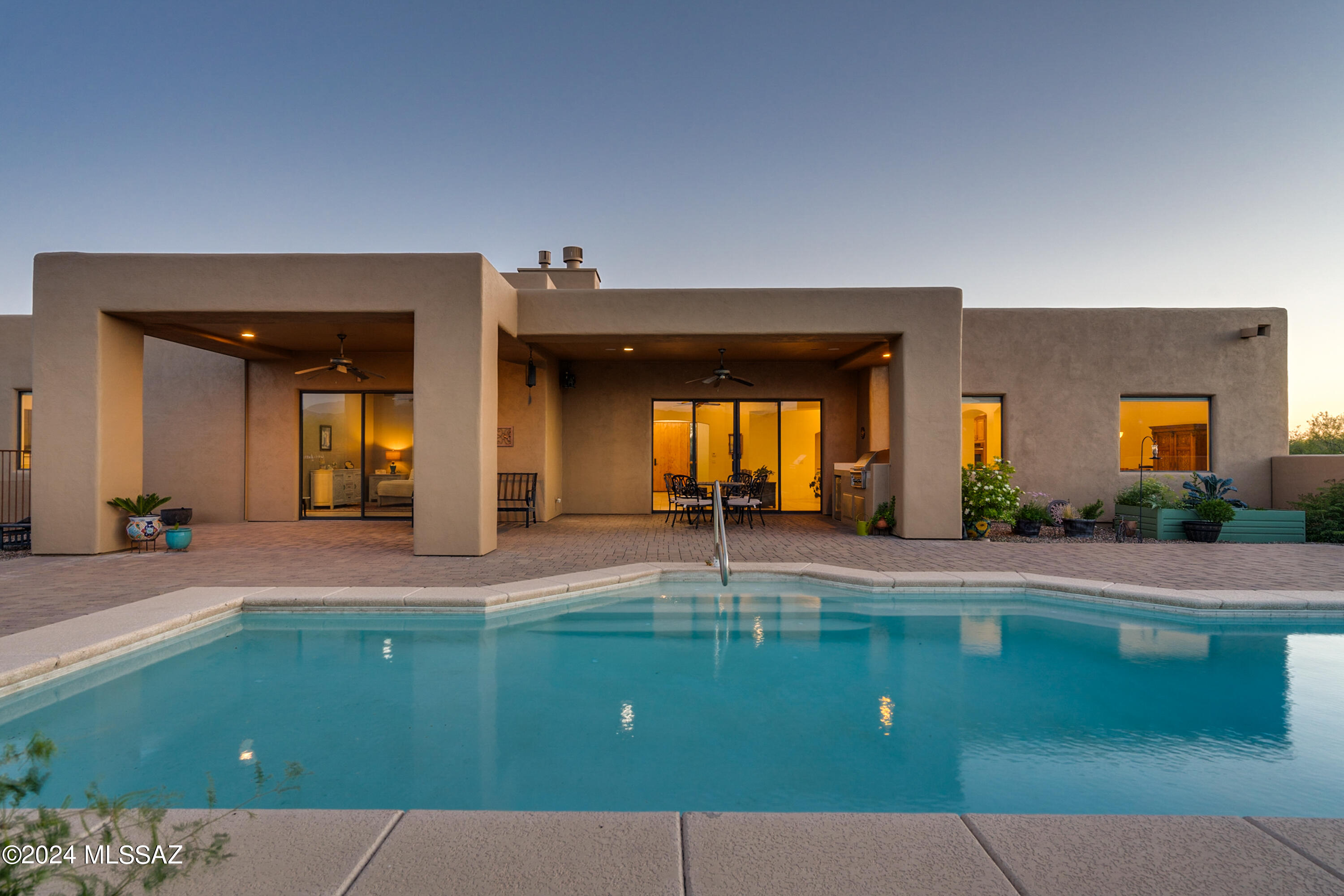 Coyote Creek (1-395) - Residential