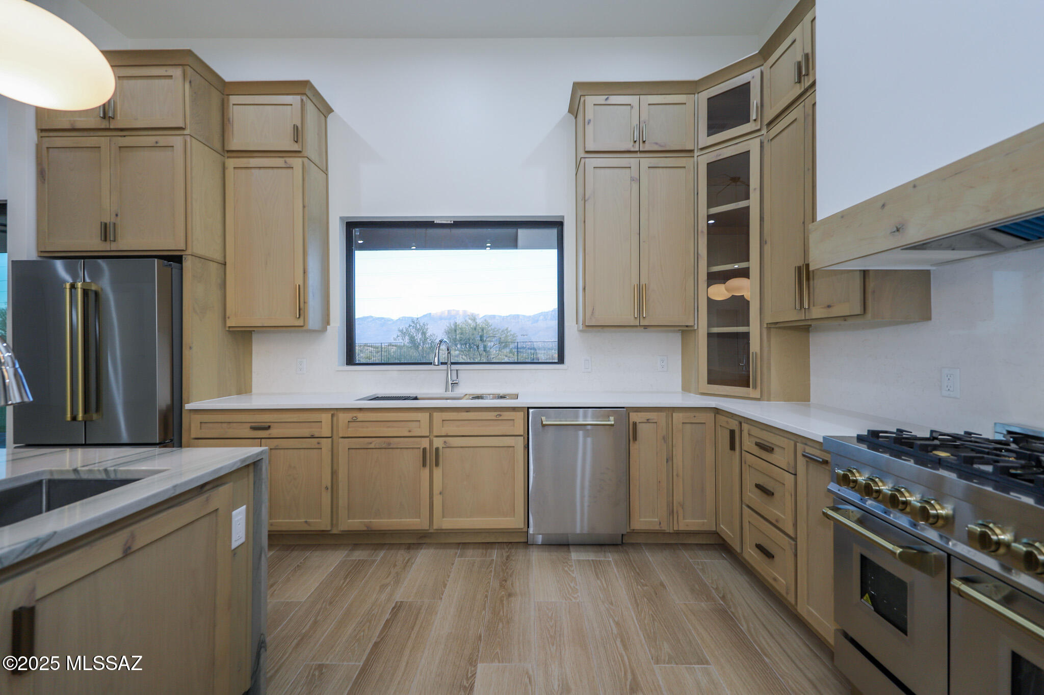 Tecolote De Oro (1-14) - Residential