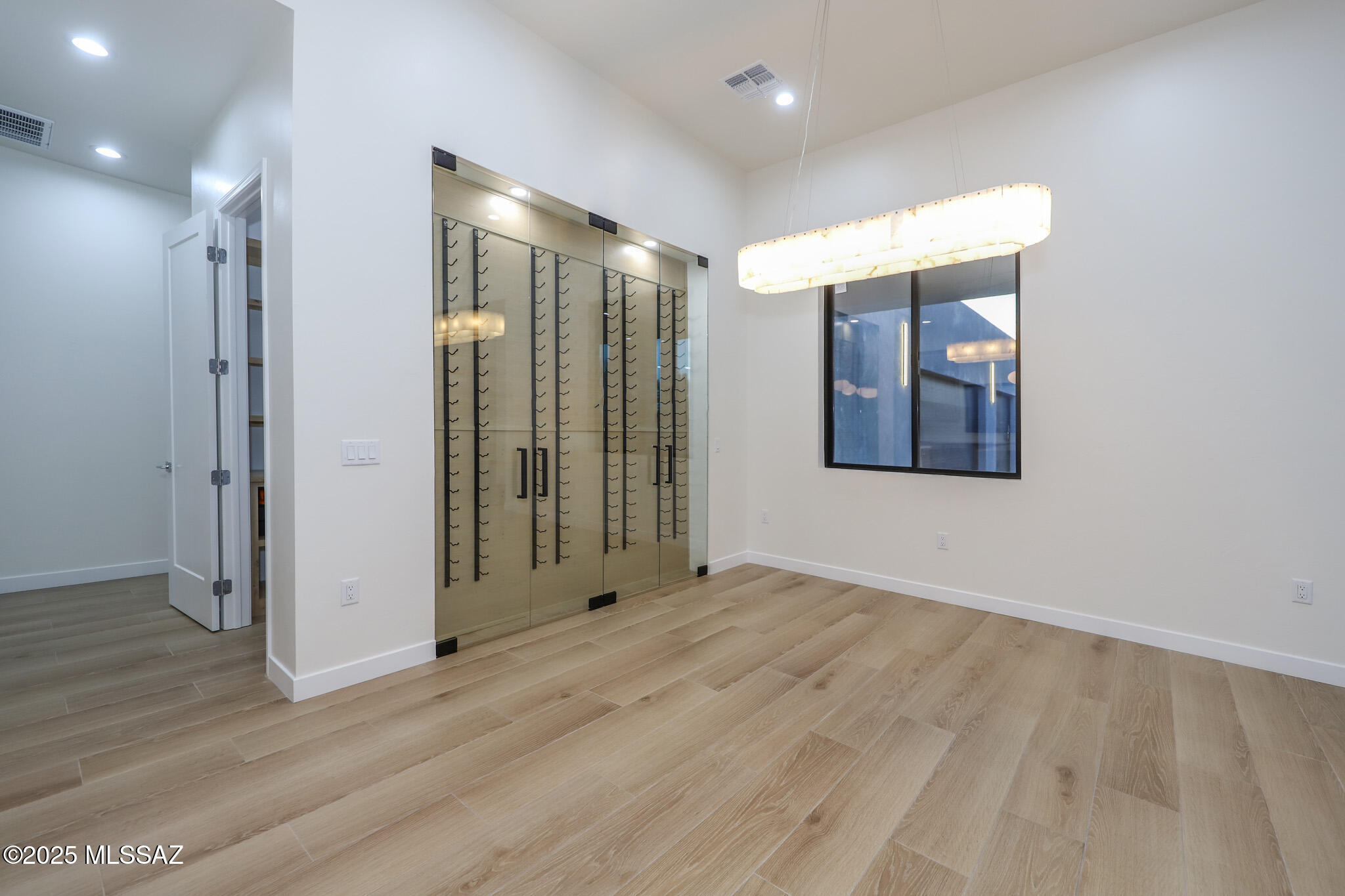 Tecolote De Oro (1-14) - Residential