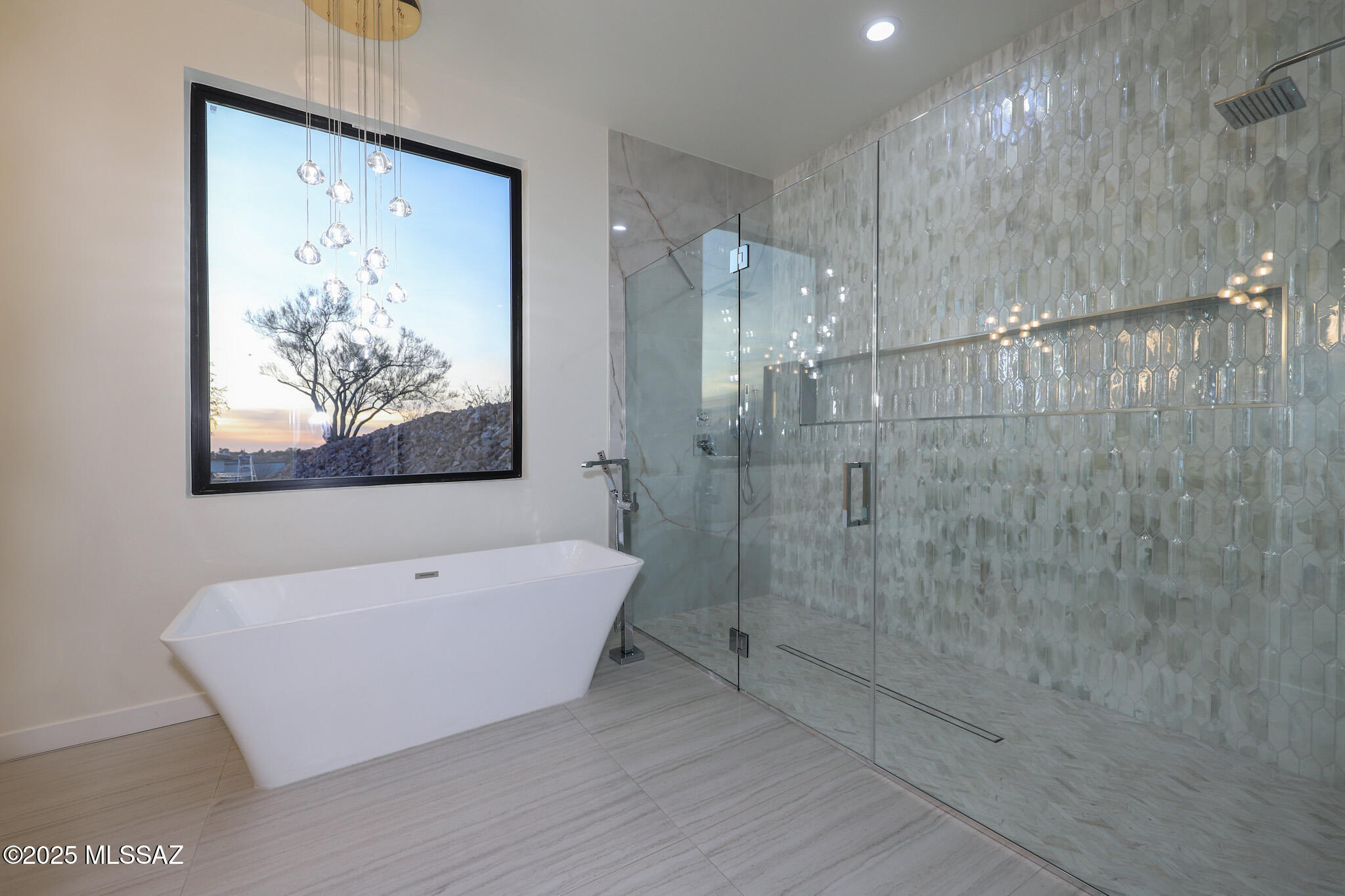 Tecolote De Oro (1-14) - Residential