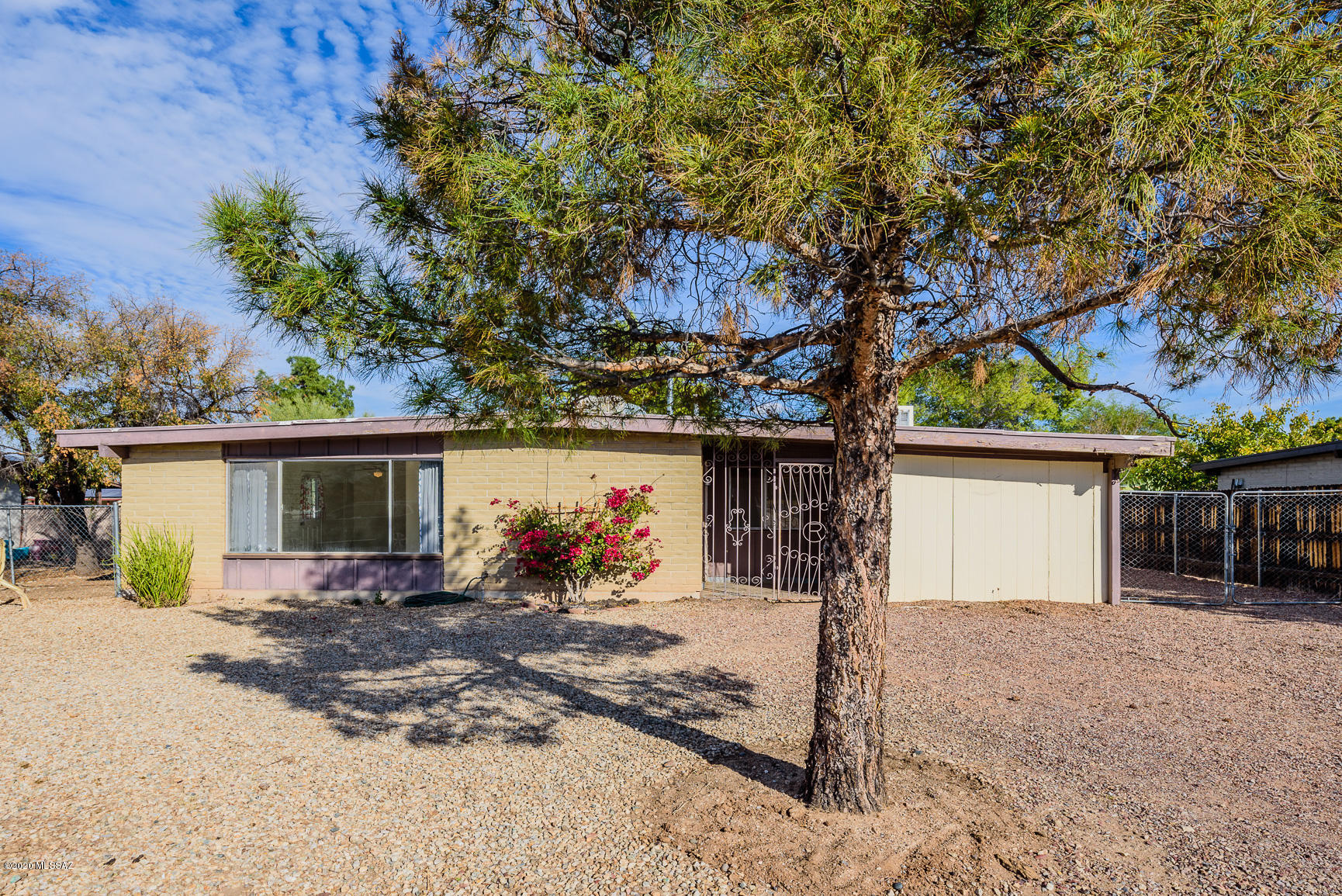 Rare opportunity to purchase an EZ fix up. This cul-de-sac home won't last long at this price. Make this four bedroom, w/ large living area your own! Buyer to confirm all information listed, property is being sold ''as is''.