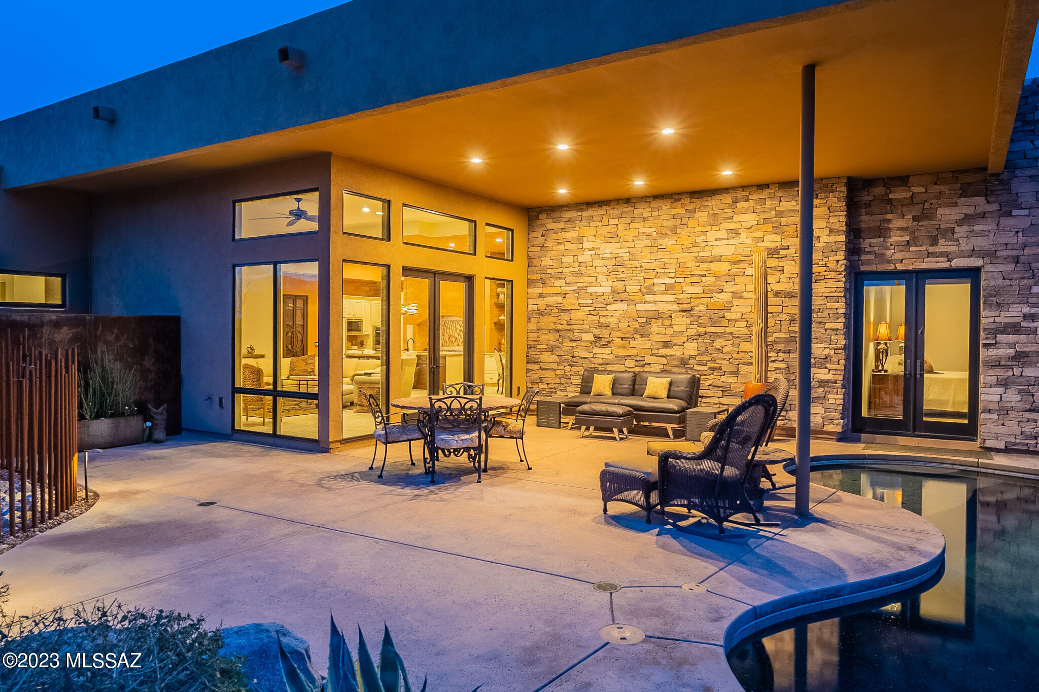 The Enclave At Stone Canyon V - Residential