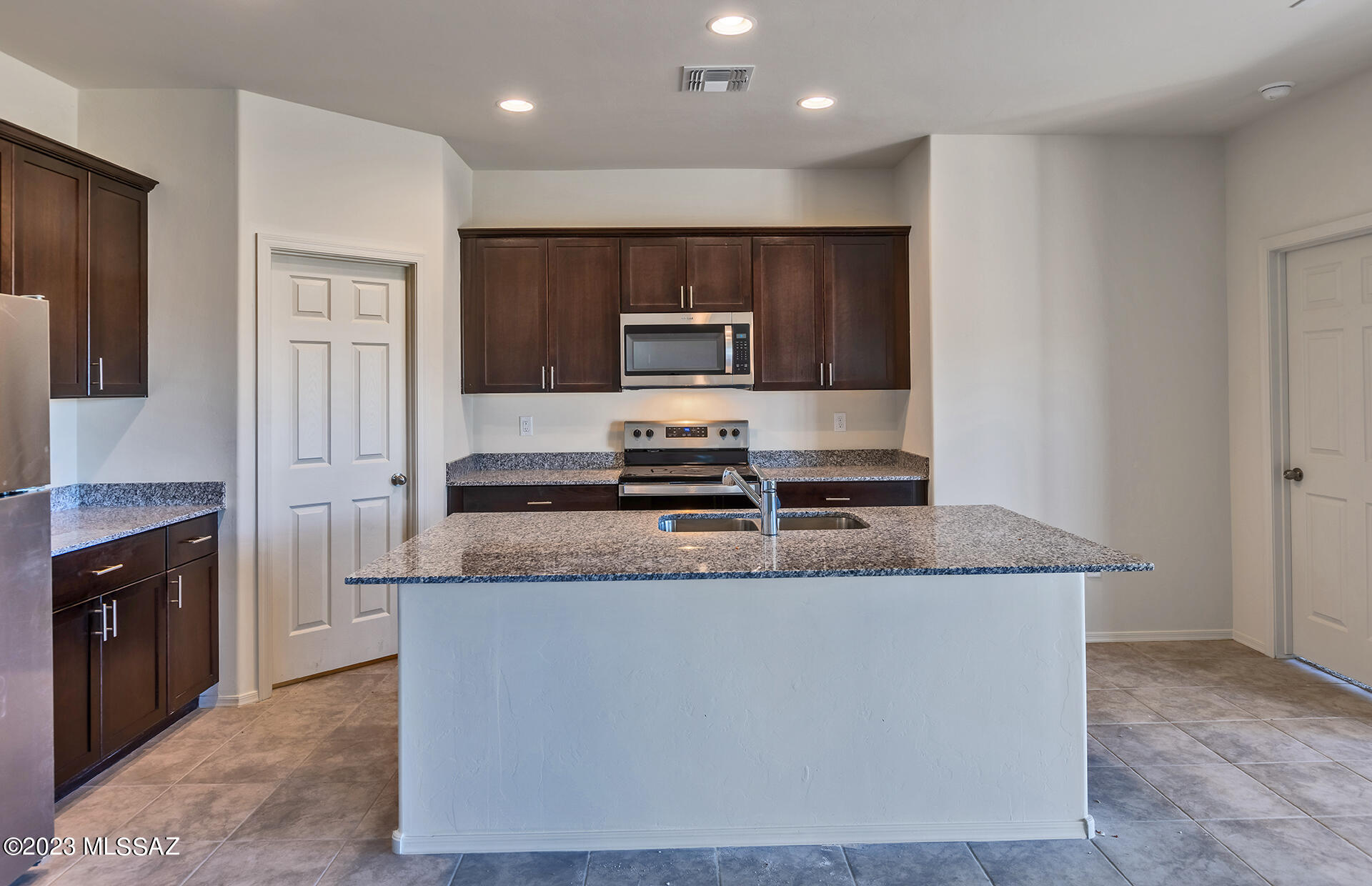 La Estancia De Tucson (1-330) - Residential