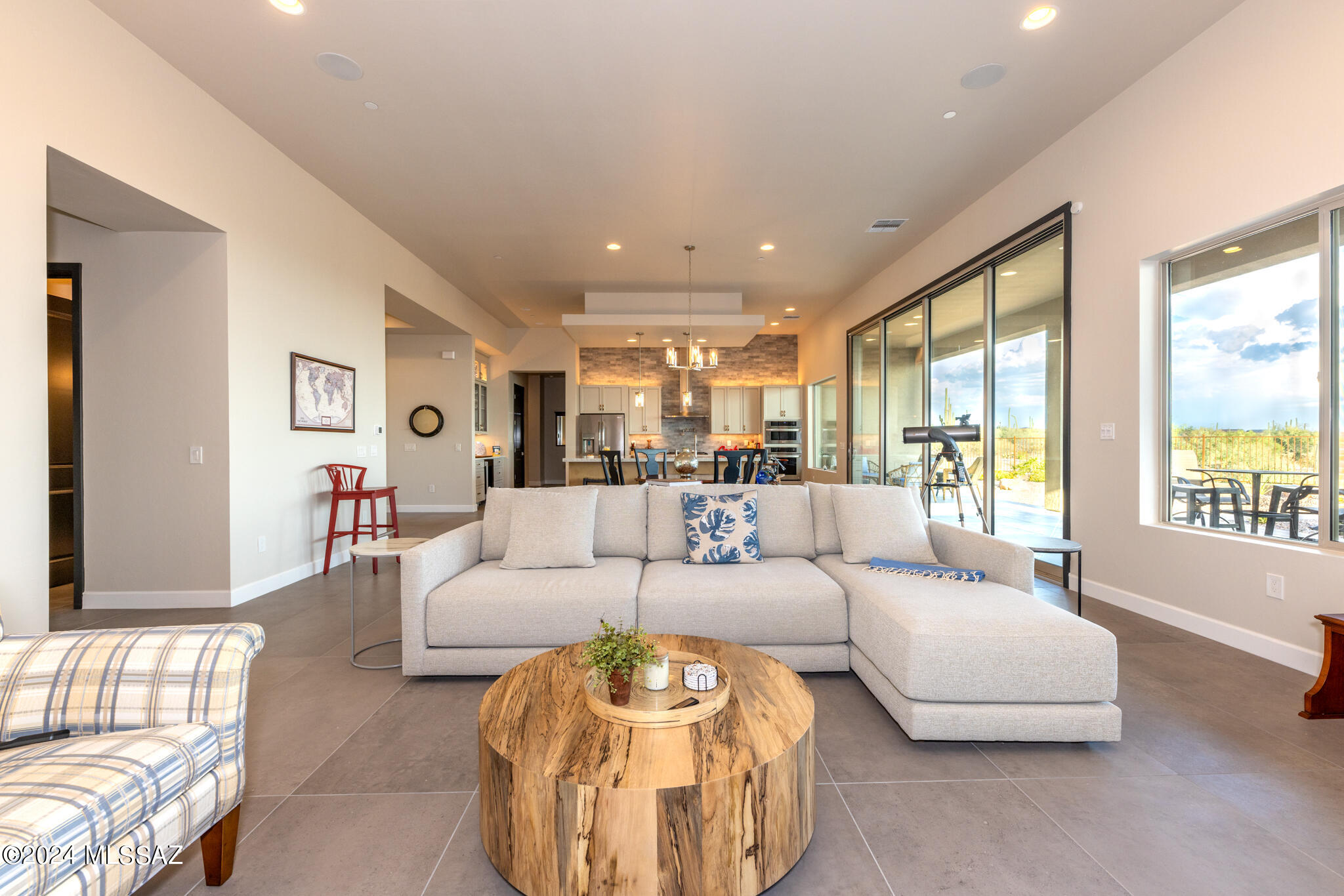 Boulder Bridge Pass III At Dove Mountain SQ20143000307 - Residential