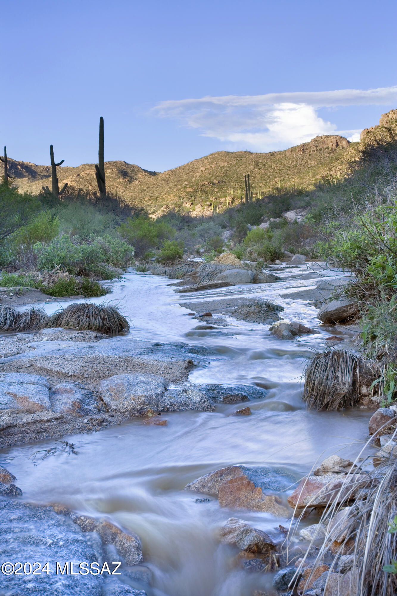Boulder Bridge Pass III At Dove Mountain SQ20143000307 - Residential