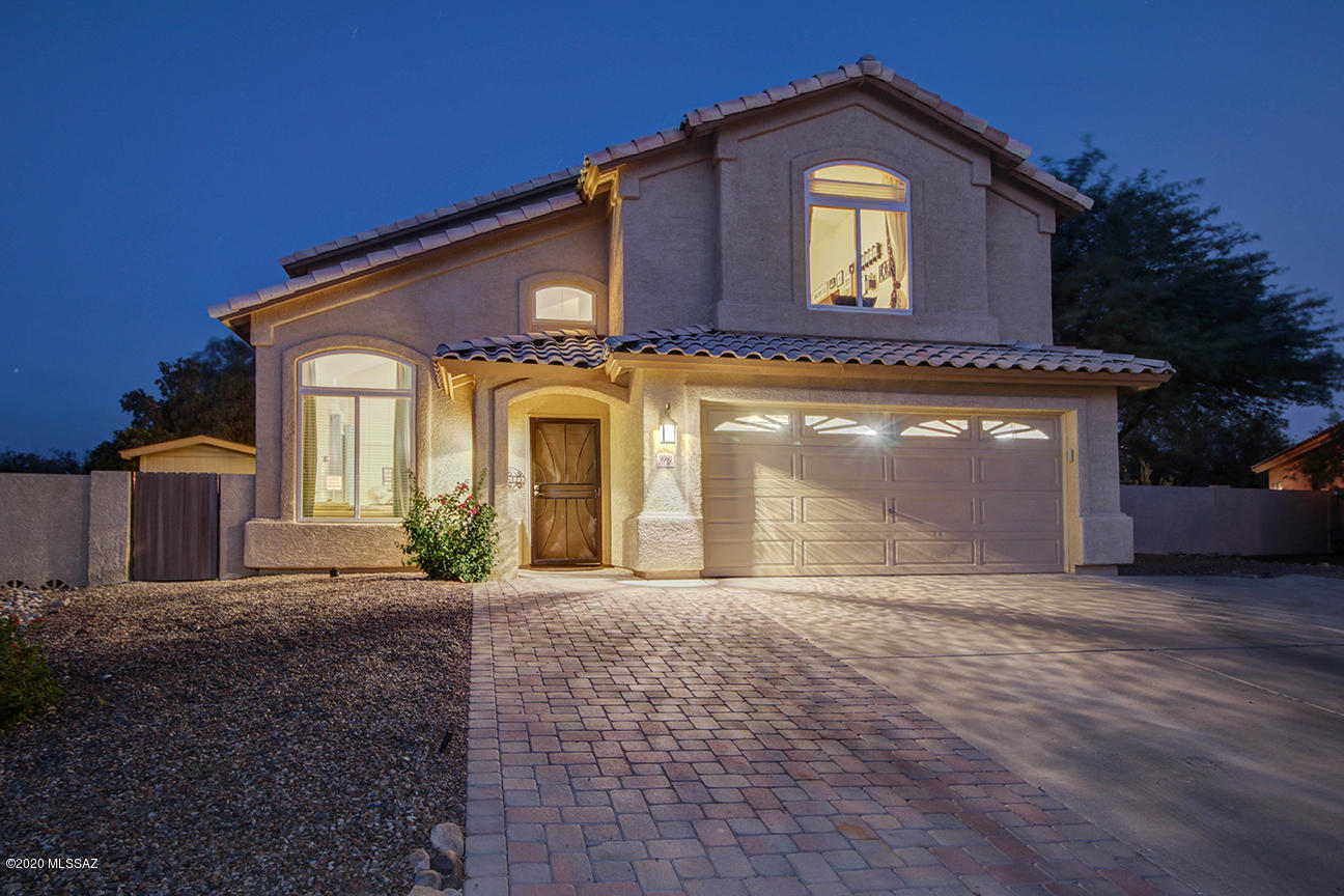Range Price $305,000-$315,000 Sparkling backyard pool w/ waterfall on a huge cul de sac lot!!!  Room to roam in this stunning 4 bdrm home featuring new  flooring, granite counters & tile backsplash,  new dual pane windows, gorgeous rock fireplace, new paint on the exterior trim & door, new patio roof,  new A/C & heat system,  ceiling fans, formal living/dining, family rm open to the upgraded kitchen with ss appliances, designer lighting, 2.5 bthrms, m-bath w luxurious garden tub/separate shower, dual sinks, huge covered patio + gazebo, pool fence, shed, dble gates for parking ''toys'', extended driveway & more!  Situated in a friendly community w/parks community ctr, river walk, shopping, schools, restaurants, skate park, library, movie theatre, splash pad, easy access to I-10!