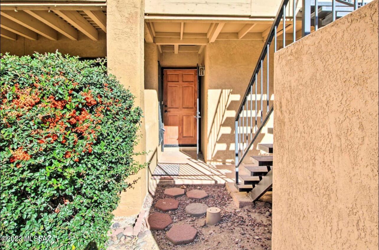 Las Casas Bellas Condo (1-44) - Residential