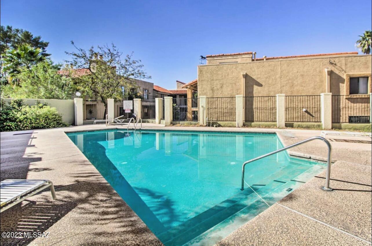 Las Casas Bellas Condo (1-44) - Residential