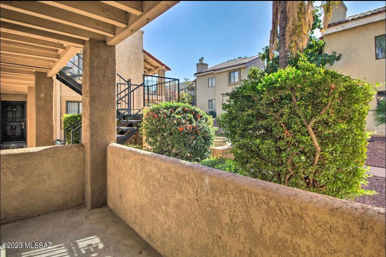 Las Casas Bellas Condo (1-44) - Residential
