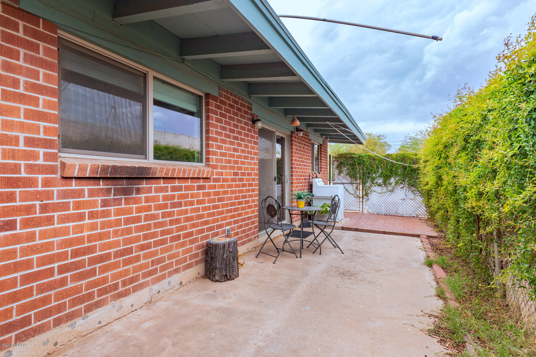 2121 N. Country Club Condos (1-12) - Residential
