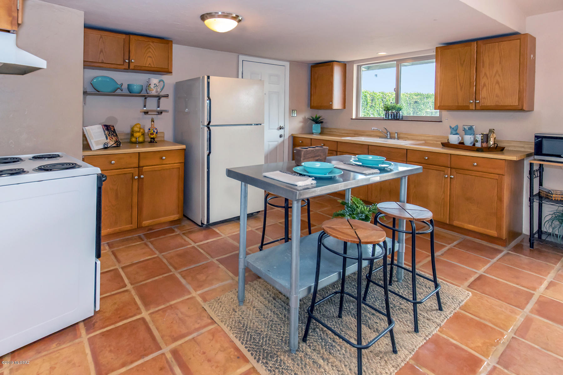 2121 N. Country Club Condos (1-12) - Residential