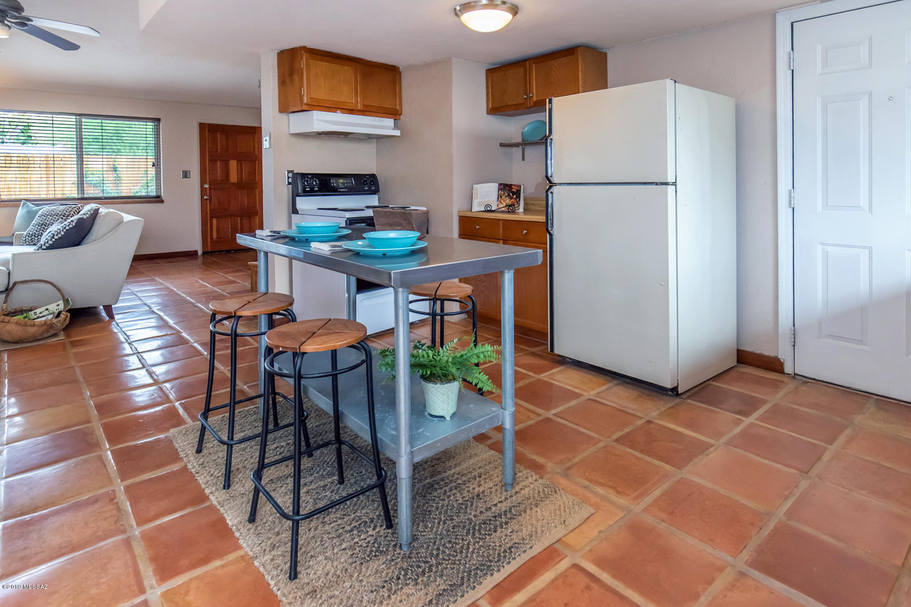 2121 N. Country Club Condos (1-12) - Residential