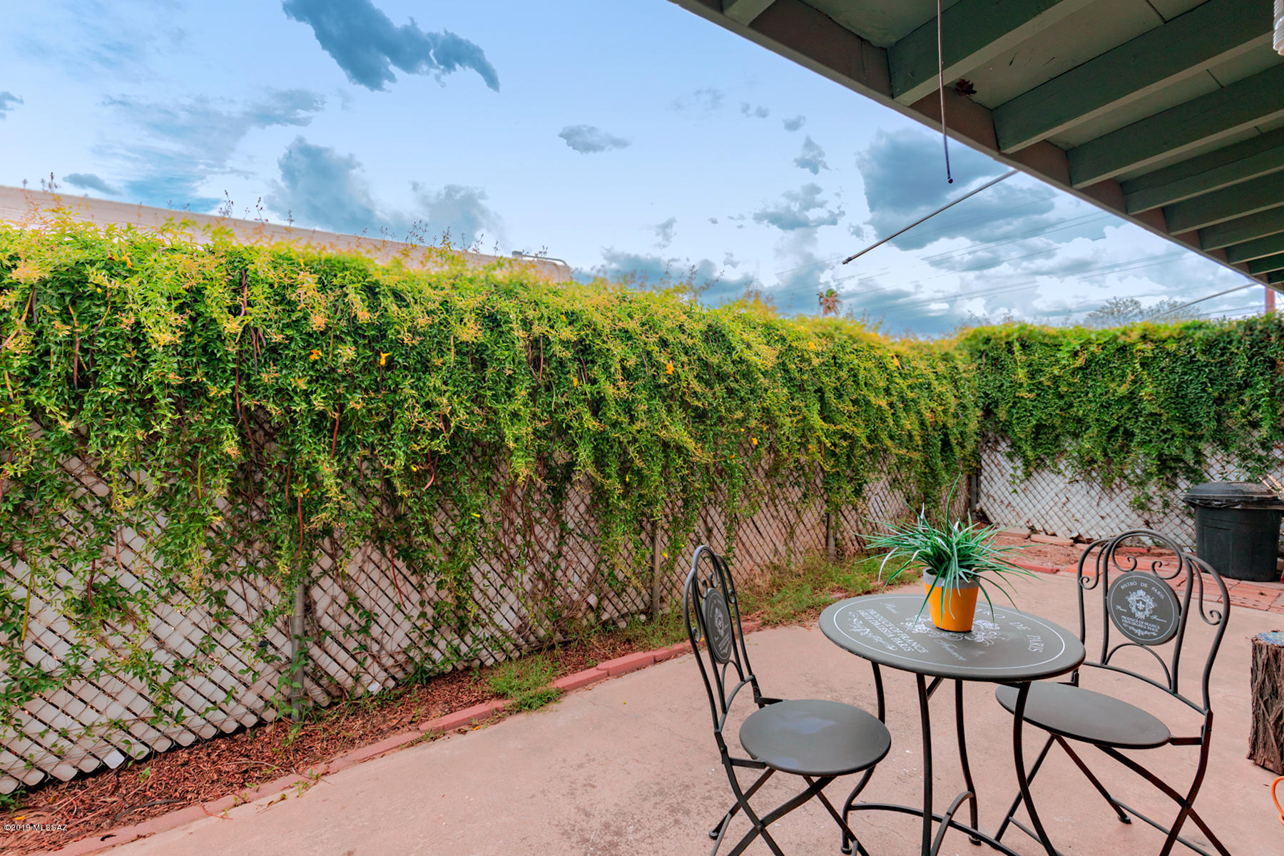 2121 N. Country Club Condos (1-12) - Residential
