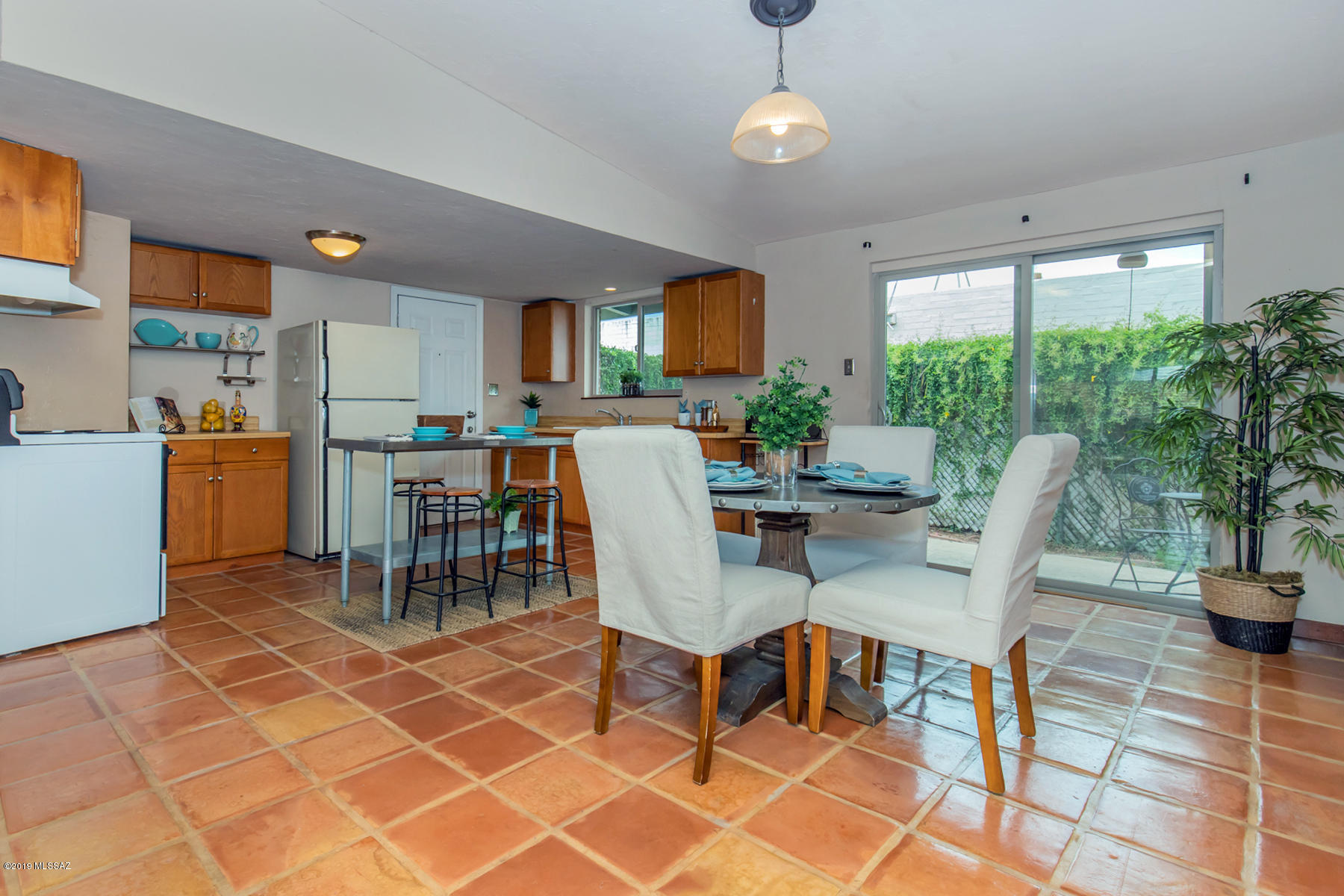 2121 N. Country Club Condos (1-12) - Residential