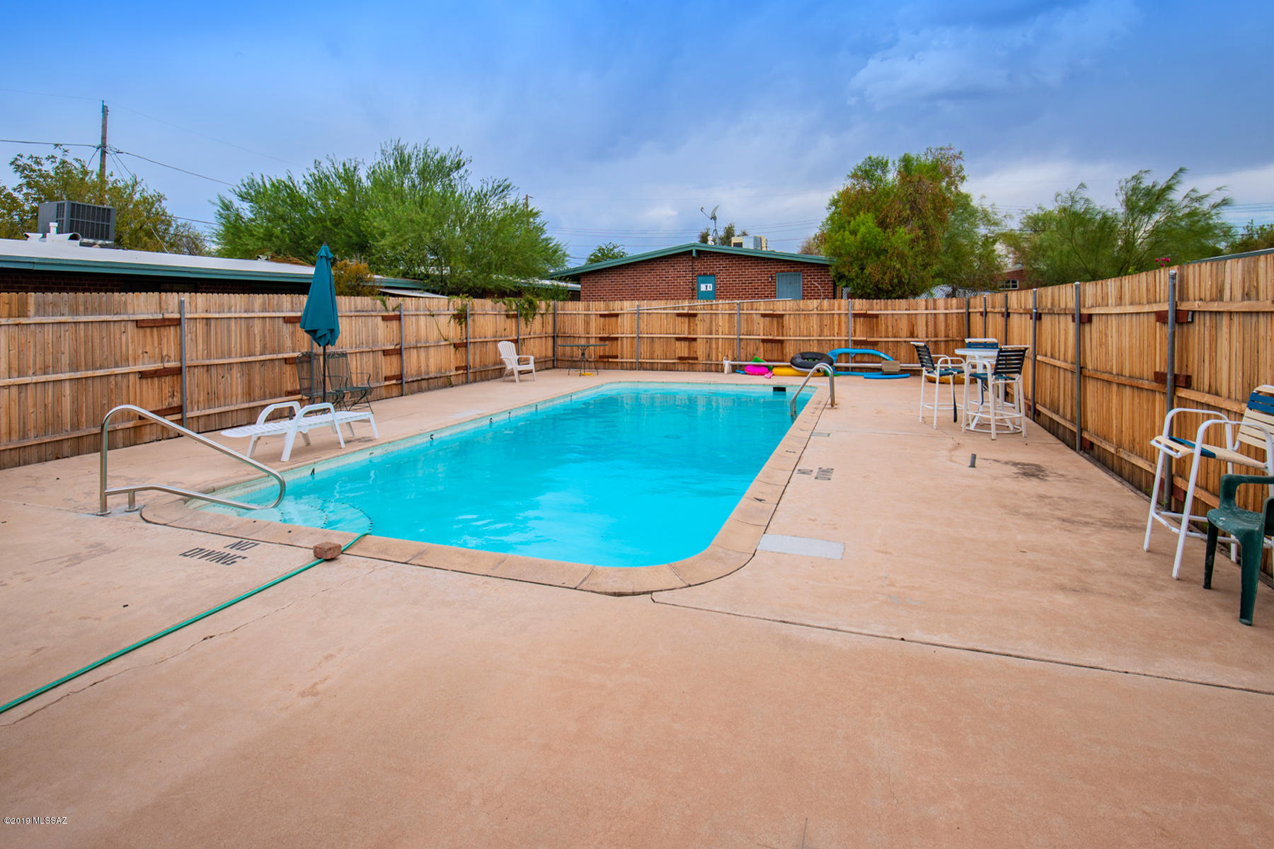 2121 N. Country Club Condos (1-12) - Residential