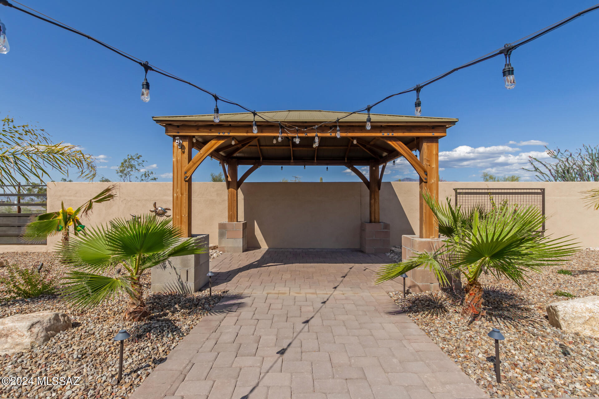 Whispering Sands (1-10) - Residential