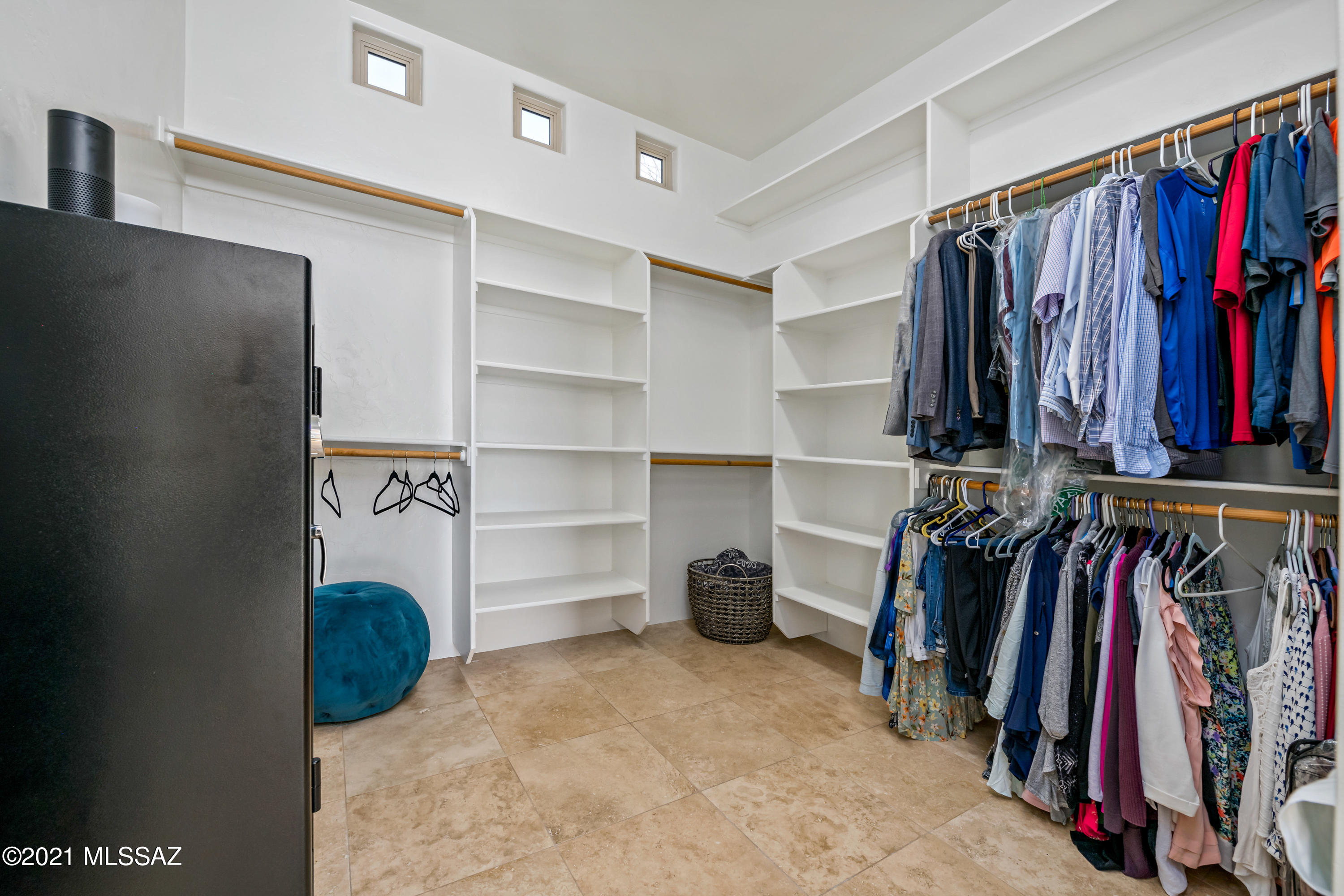 Tecolote De Oro (1-14) - Residential