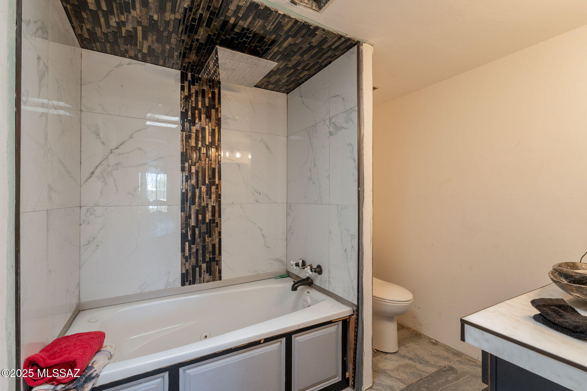 Casas Adobes Estates (541-618) - Residential