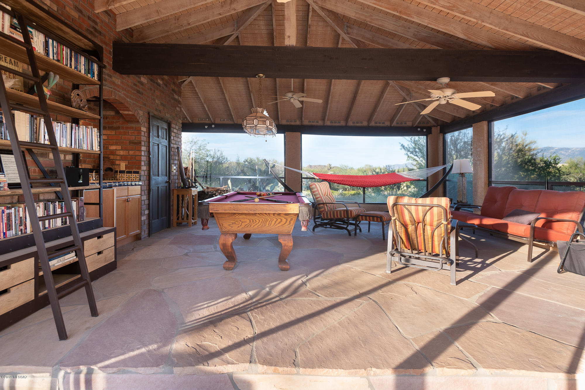 La Cholla Airpark - Residential