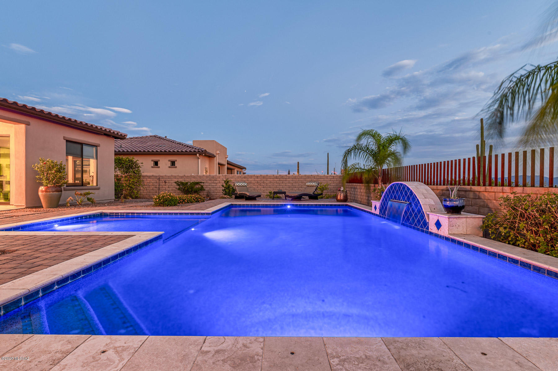 Los Saguaros At Dove Mountain SQ20121640199 - Residential