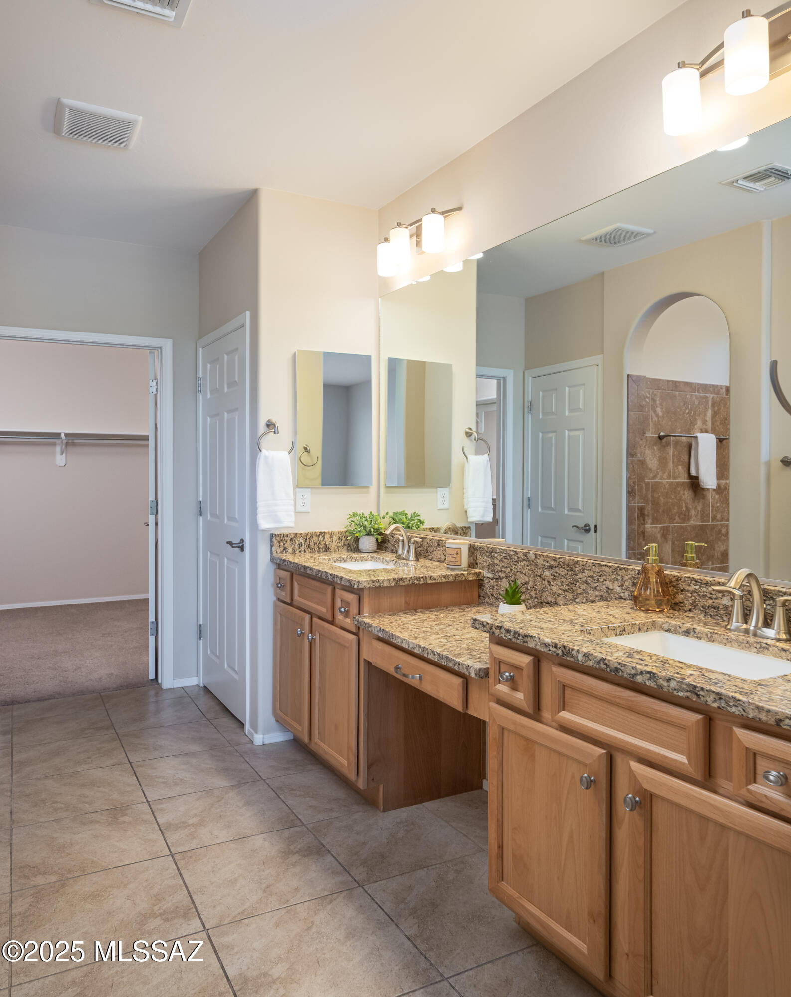 Del Webb At Dove Mountain VI - Residential