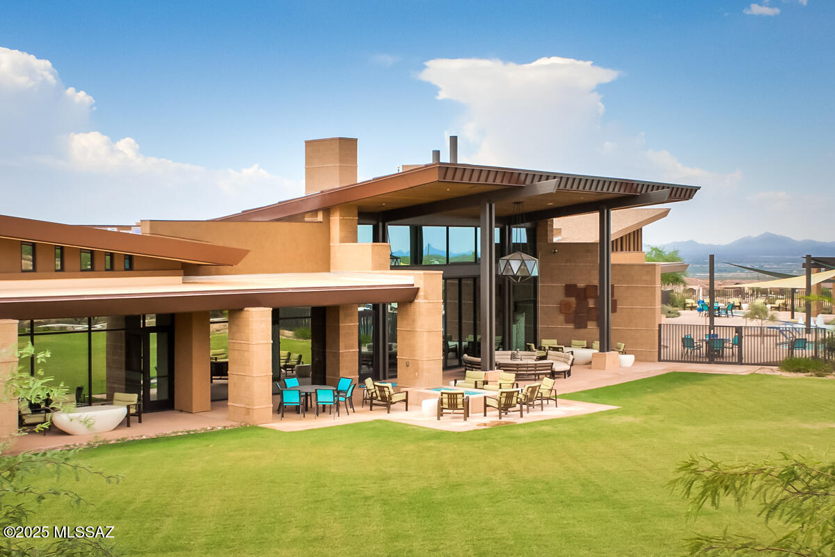 Del Webb At Dove Mountain VI - Residential
