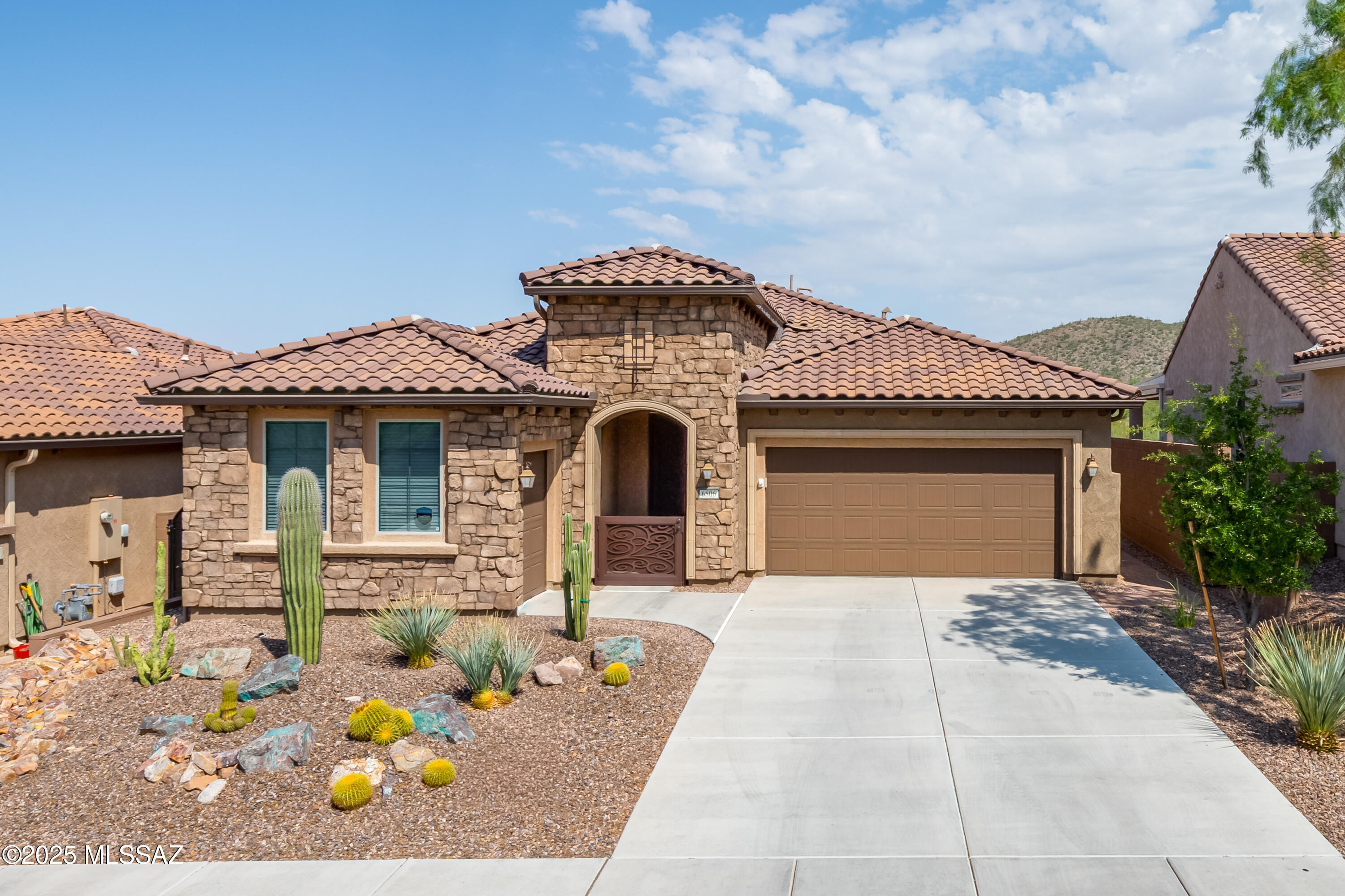 Del Webb At Dove Mountain VI - Residential